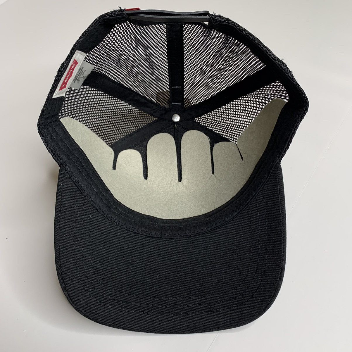Levi's Levi’s Logo Camo Camouflage Snapback Trucker Hat • NWT Size ONE SIZE - 5 Thumbnail