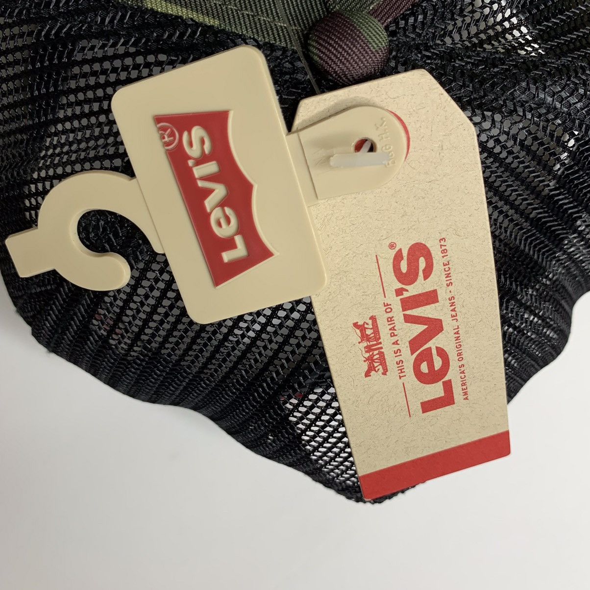 Levi's Levi’s Logo Camo Camouflage Snapback Trucker Hat • NWT Size ONE SIZE - 8 Thumbnail