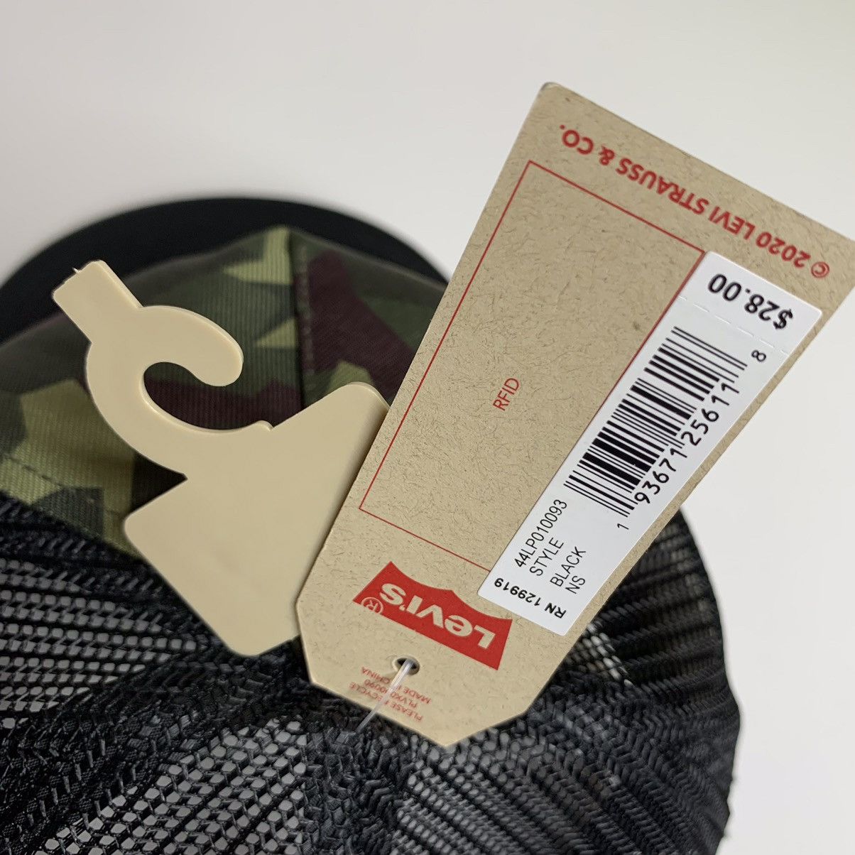 Levi's Levi’s Logo Camo Camouflage Snapback Trucker Hat • NWT Size ONE SIZE - 9 Thumbnail