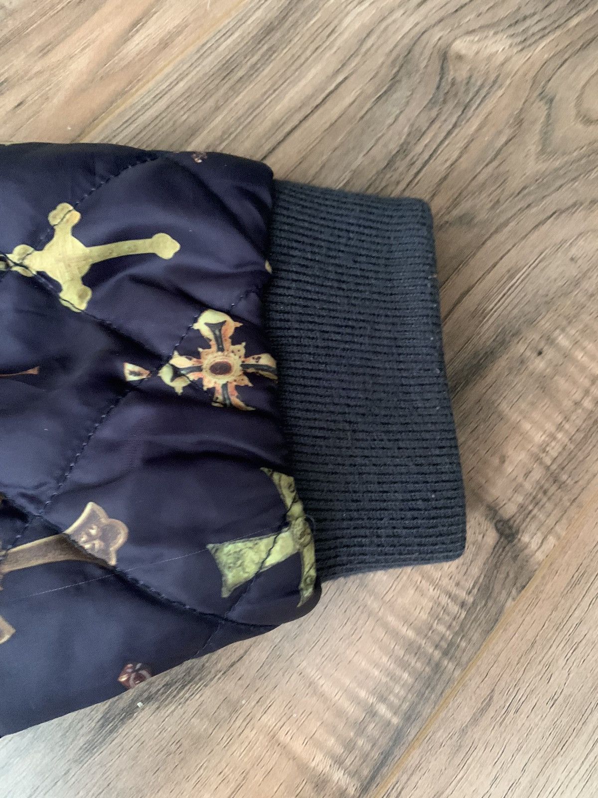 Supreme Supreme Crosses Reversible Bomber Size US XL / EU 56 / 4 - 12 Thumbnail