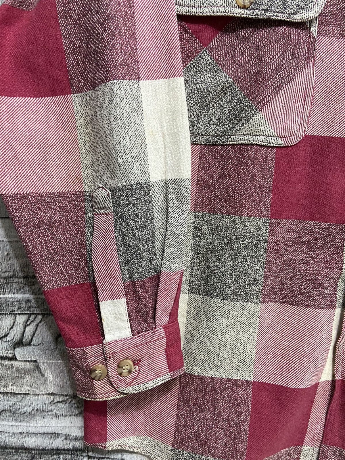 Japanese Brand Vintage Royal Polo Flannel double pocket plaid Size US L / EU 52-54 / 3 - 5 Thumbnail