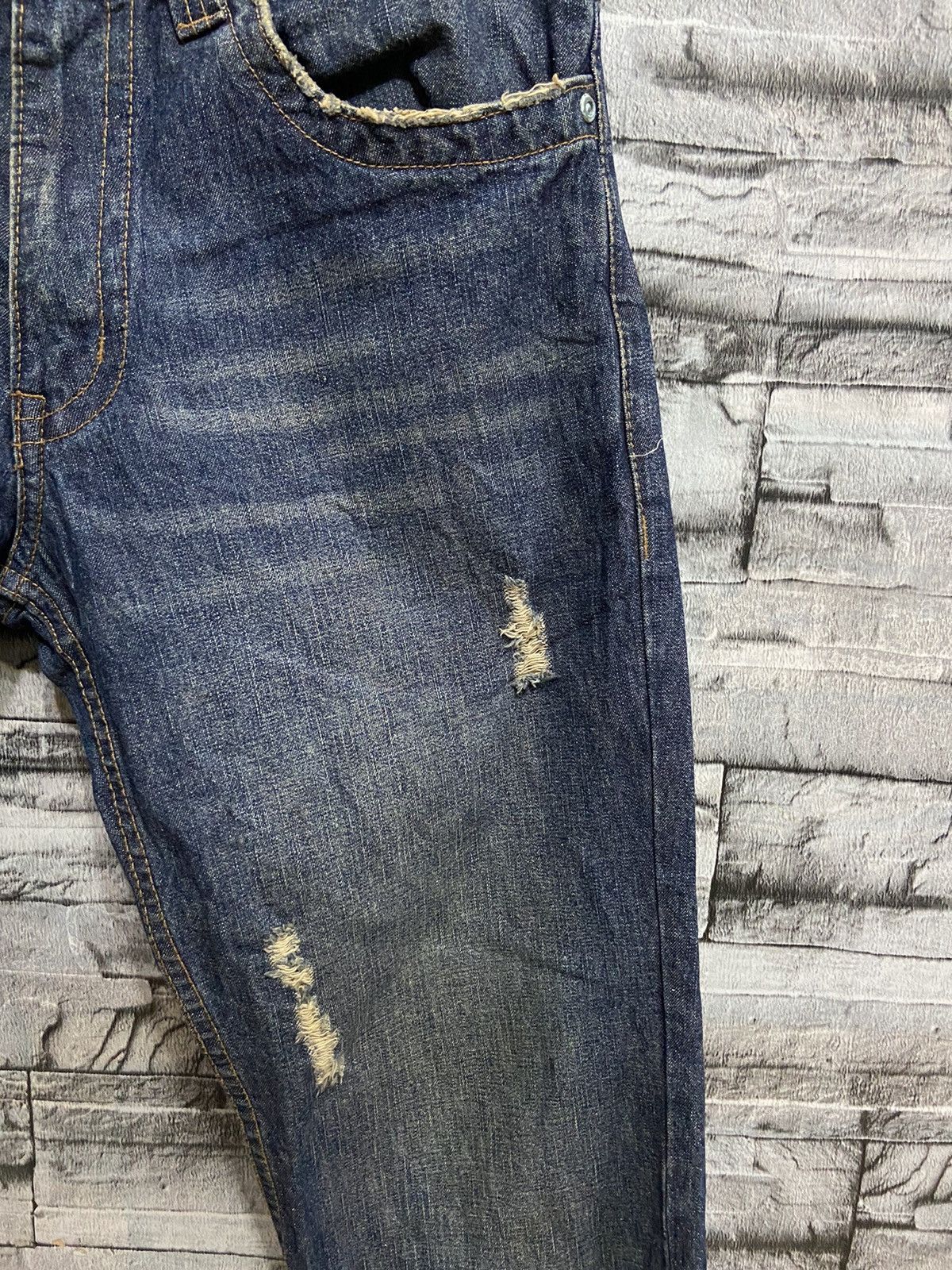 Japanese Brand Vintage Jungle Storm Jeans dragon L fit W31 straight cut Size US 31 - 7 Thumbnail