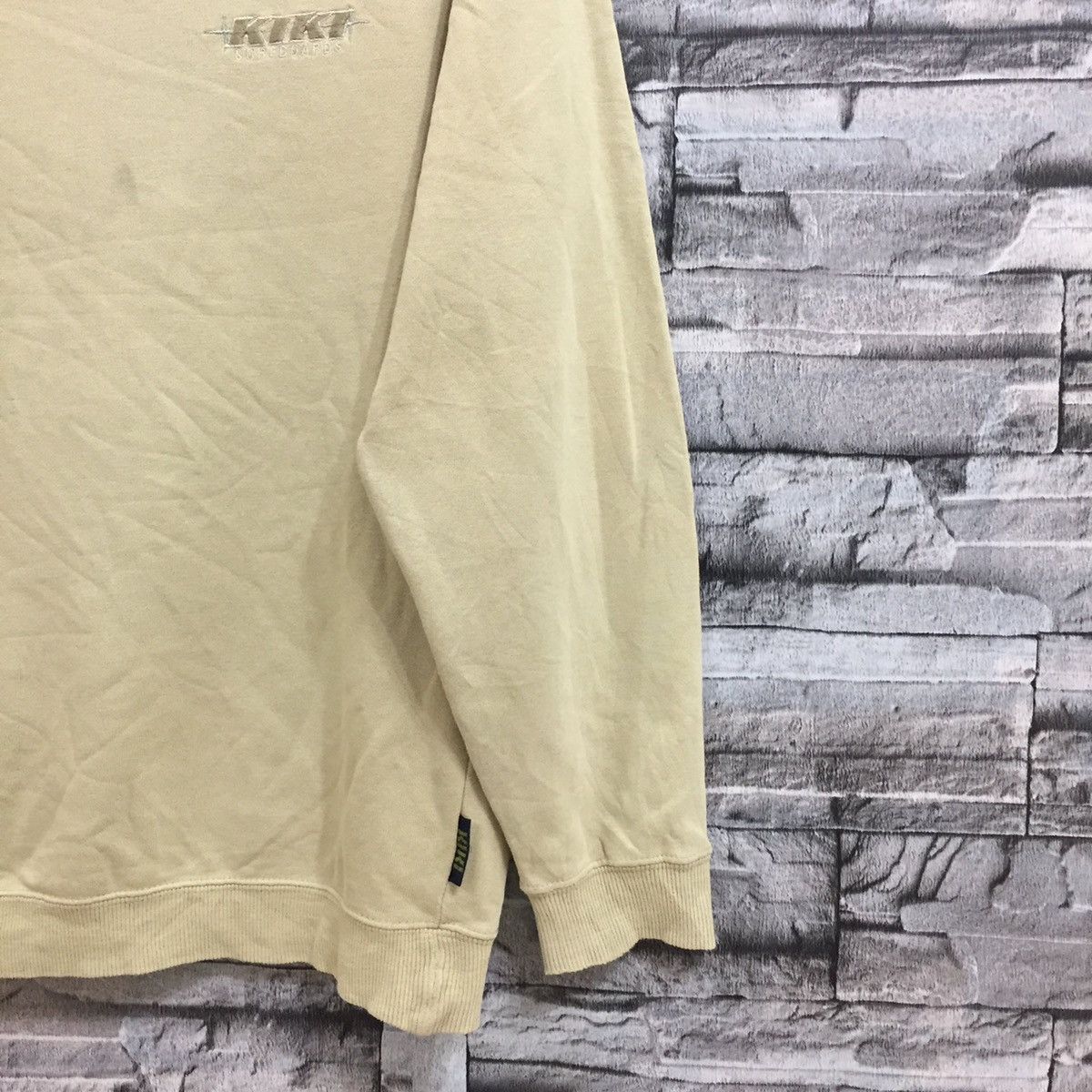 Japanese Brand Vintage KIKI SURFBOARD sweatshirt spell out size L fit M Size US M / EU 48-50 / 2 - 5 Thumbnail