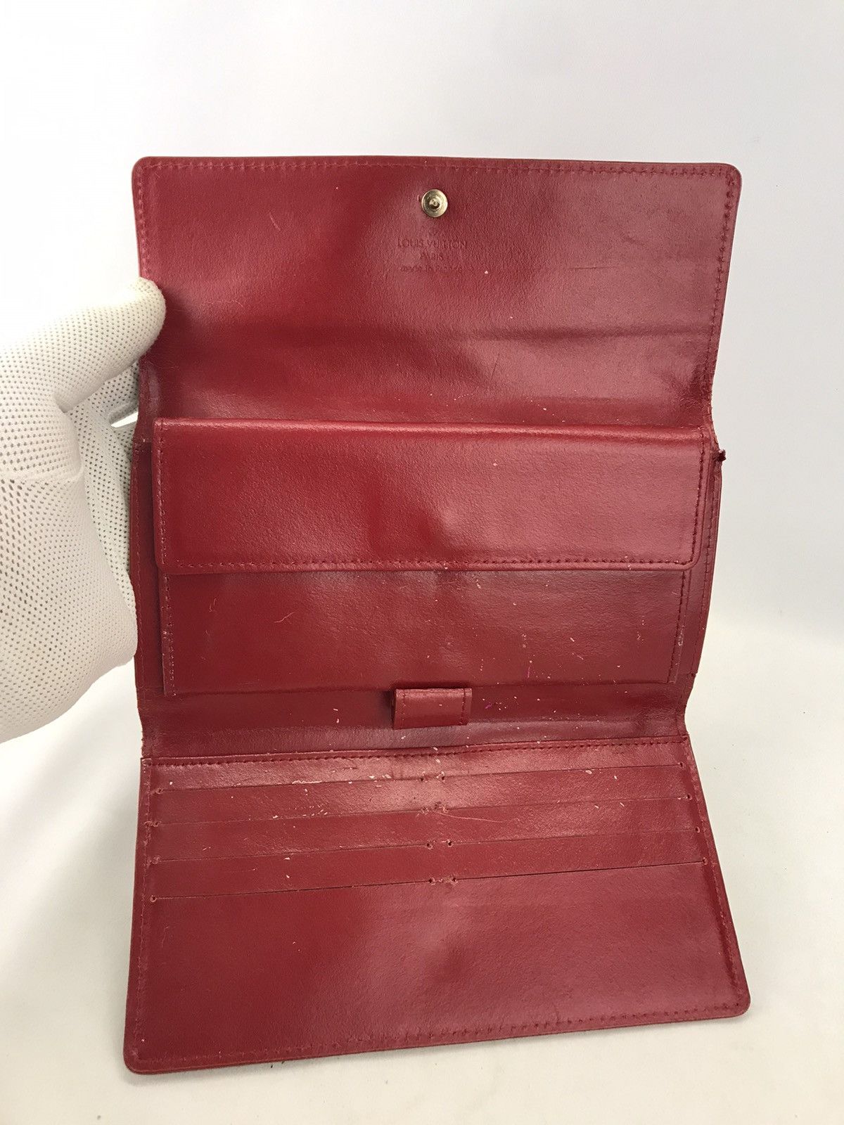 Louis Vuitton Authentic Louis Vuitton Sarah Wallet Vernis Red Size ONE SIZE - 7 Thumbnail
