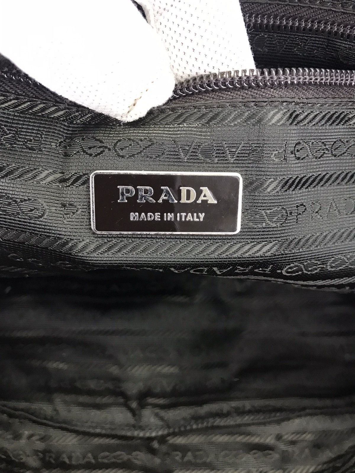 Prada ❌Final Drop❌itAuthentic Prada Shoulderbag rare design Size ONE SIZE - 13 Thumbnail