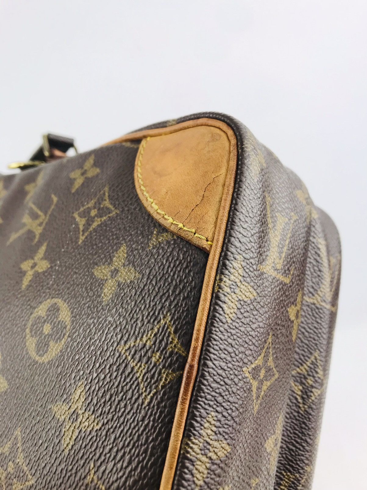 Louis Vuitton ❌Last Drop❌Authentic Louis vuitton Amazon Shoulderbag Size ONE SIZE - 7 Thumbnail