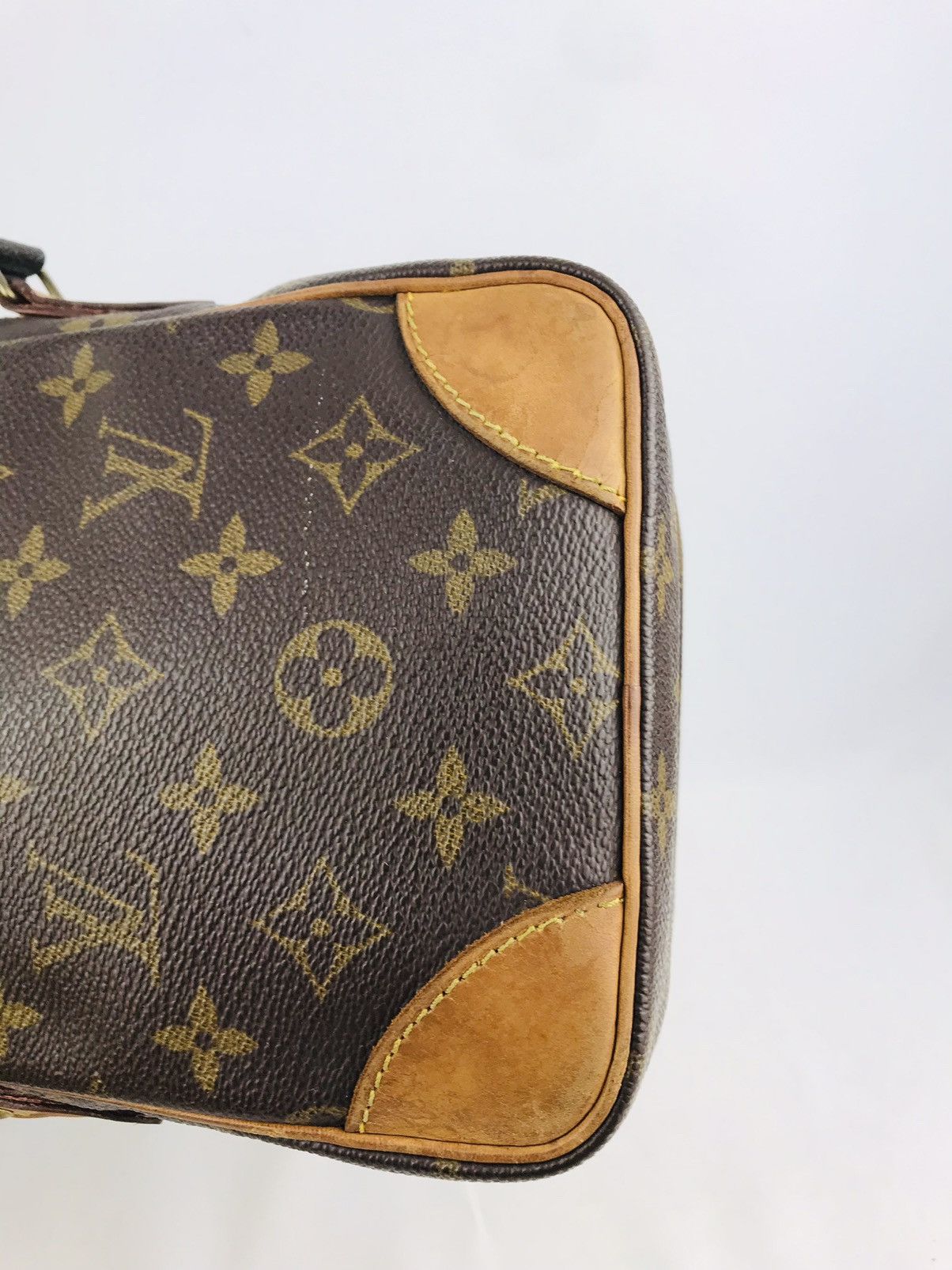 Louis Vuitton ❌Last Drop❌Authentic Louis vuitton Amazon Shoulderbag Size ONE SIZE - 6 Thumbnail