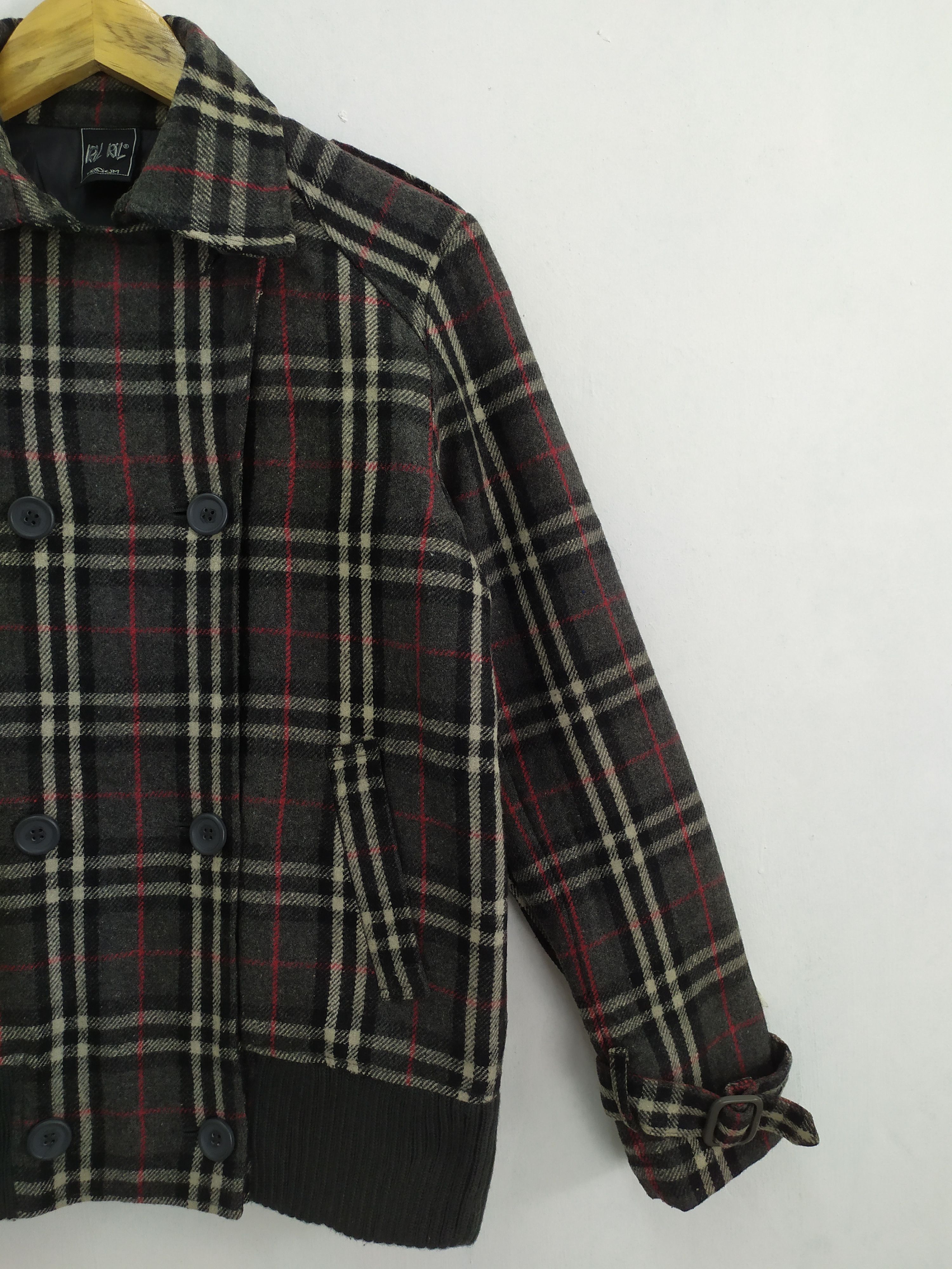Black Label RIL RIL WOOL OUTDOOR VARSITY JACKET LIKE BURBERRY Size US M / EU 48-50 / 2 - 2 Thumbnail