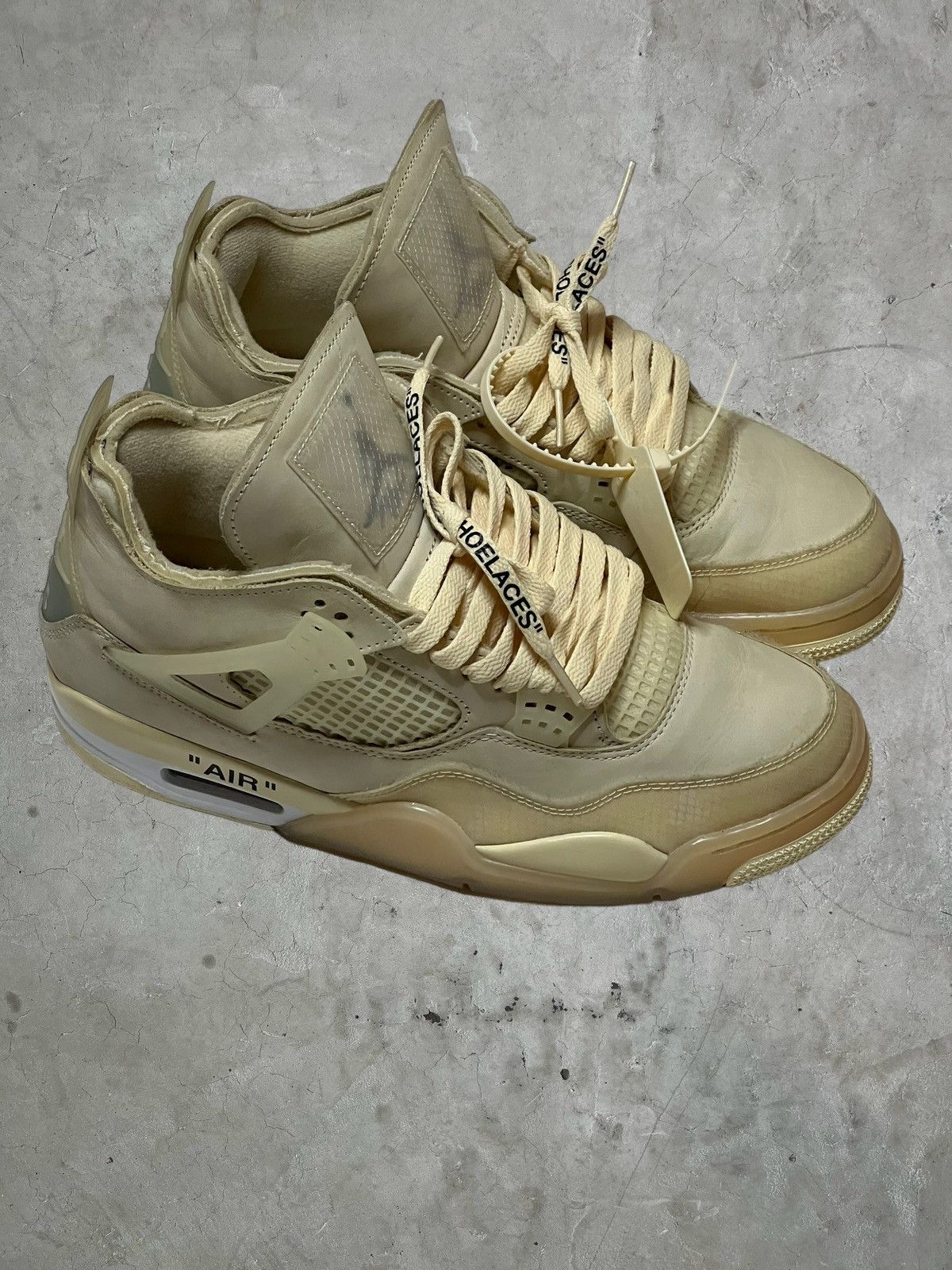 Jordan Brand × Off-White Off White Jordan 4 Sail Size US 9.5 / EU 42-43 - 2 Thumbnail