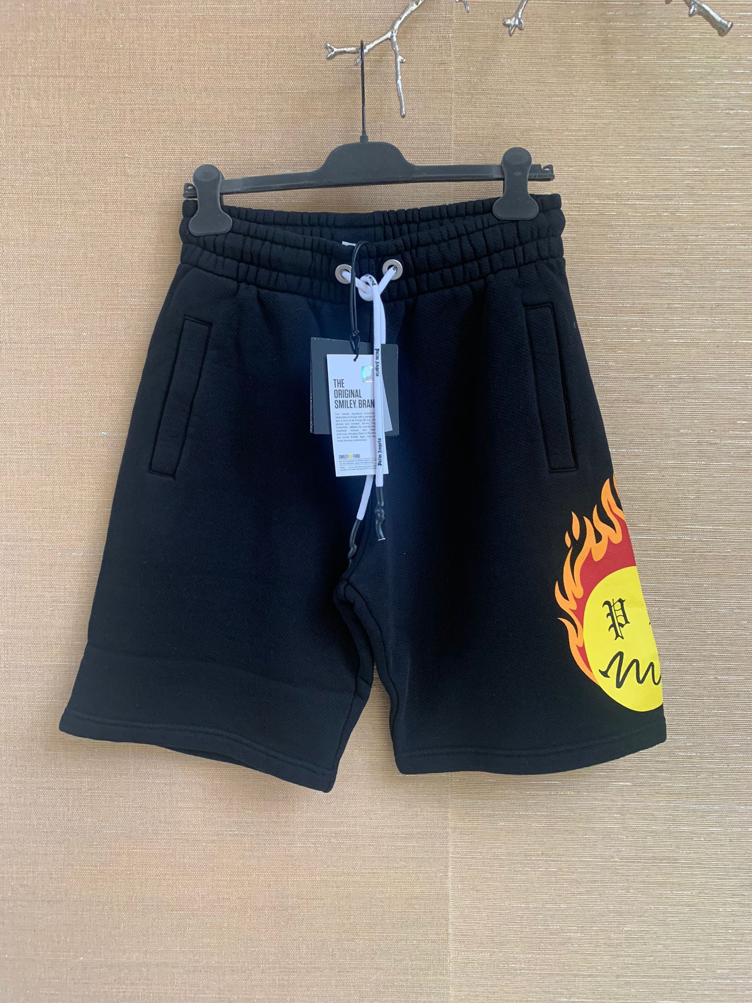 Palm Angels Burning Head Sweat Shorts in Black Size US 30 / EU 46 - 2 Thumbnail