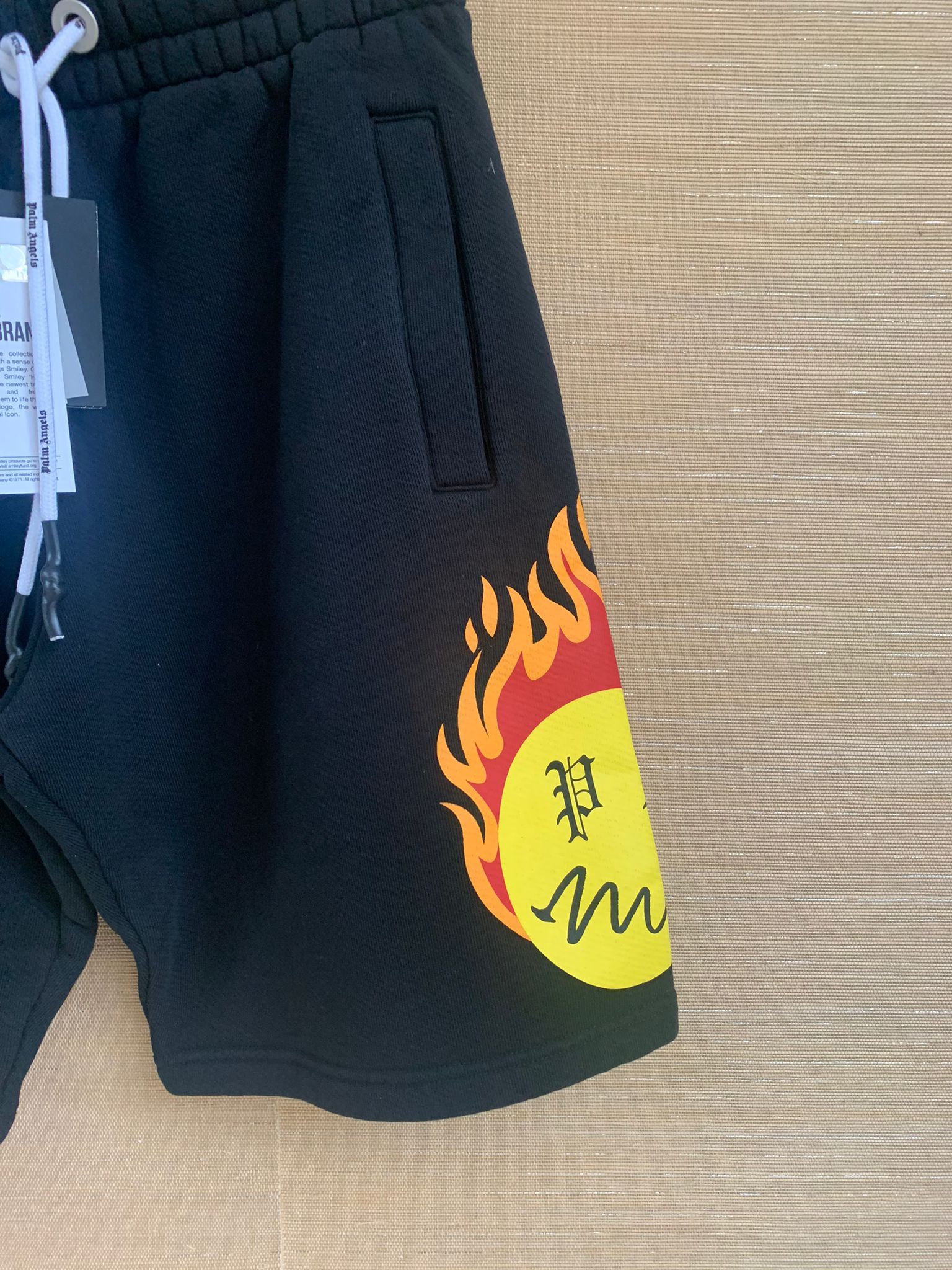 Palm Angels Burning Head Sweat Shorts in Black Size US 30 / EU 46 - 4 Thumbnail