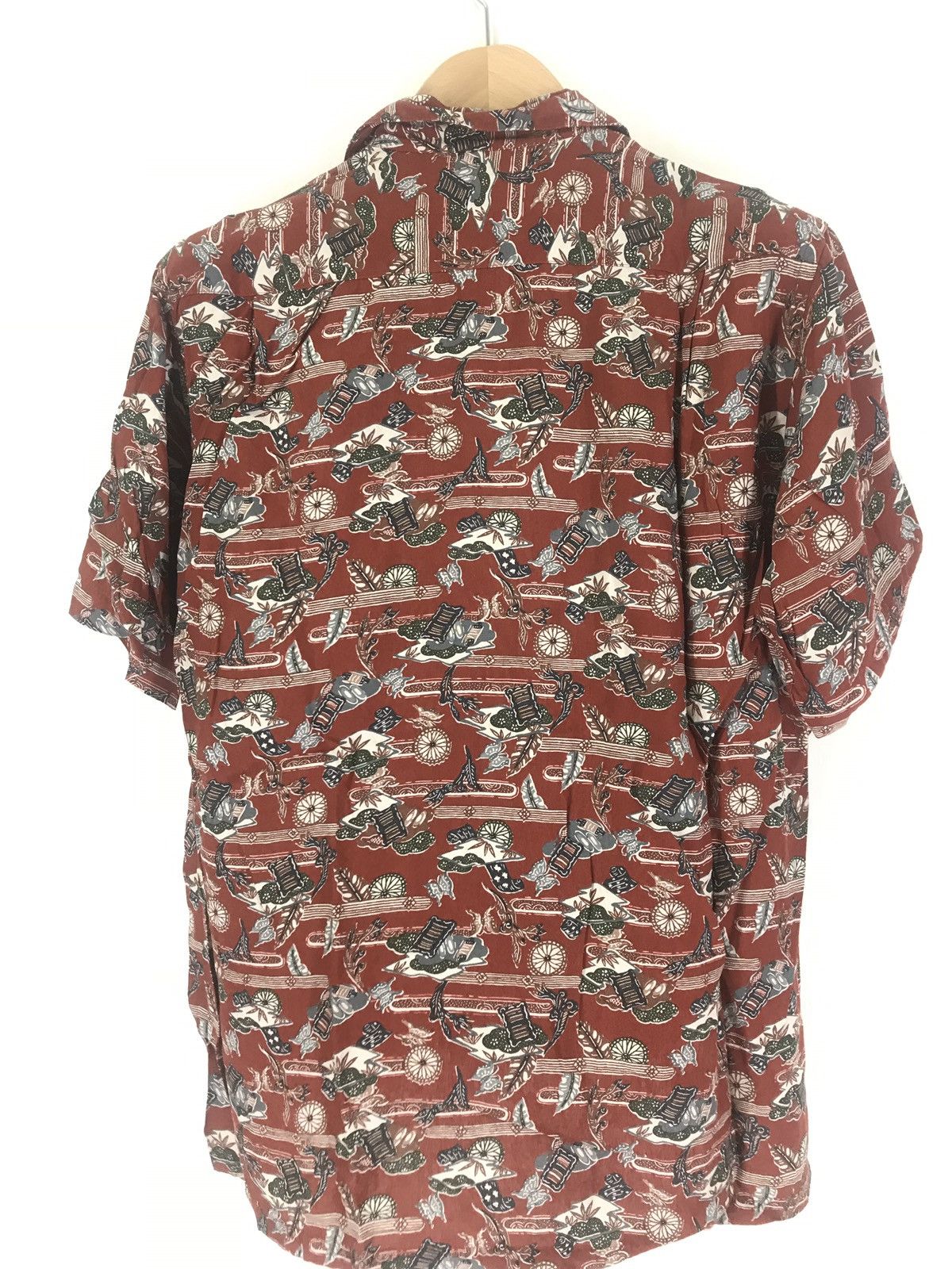 Kansai Yamamoto 1990s Kansai Yamamoto Hawaian Rayon Shirt Size US M / EU 48-50 / 2 - 4 Thumbnail