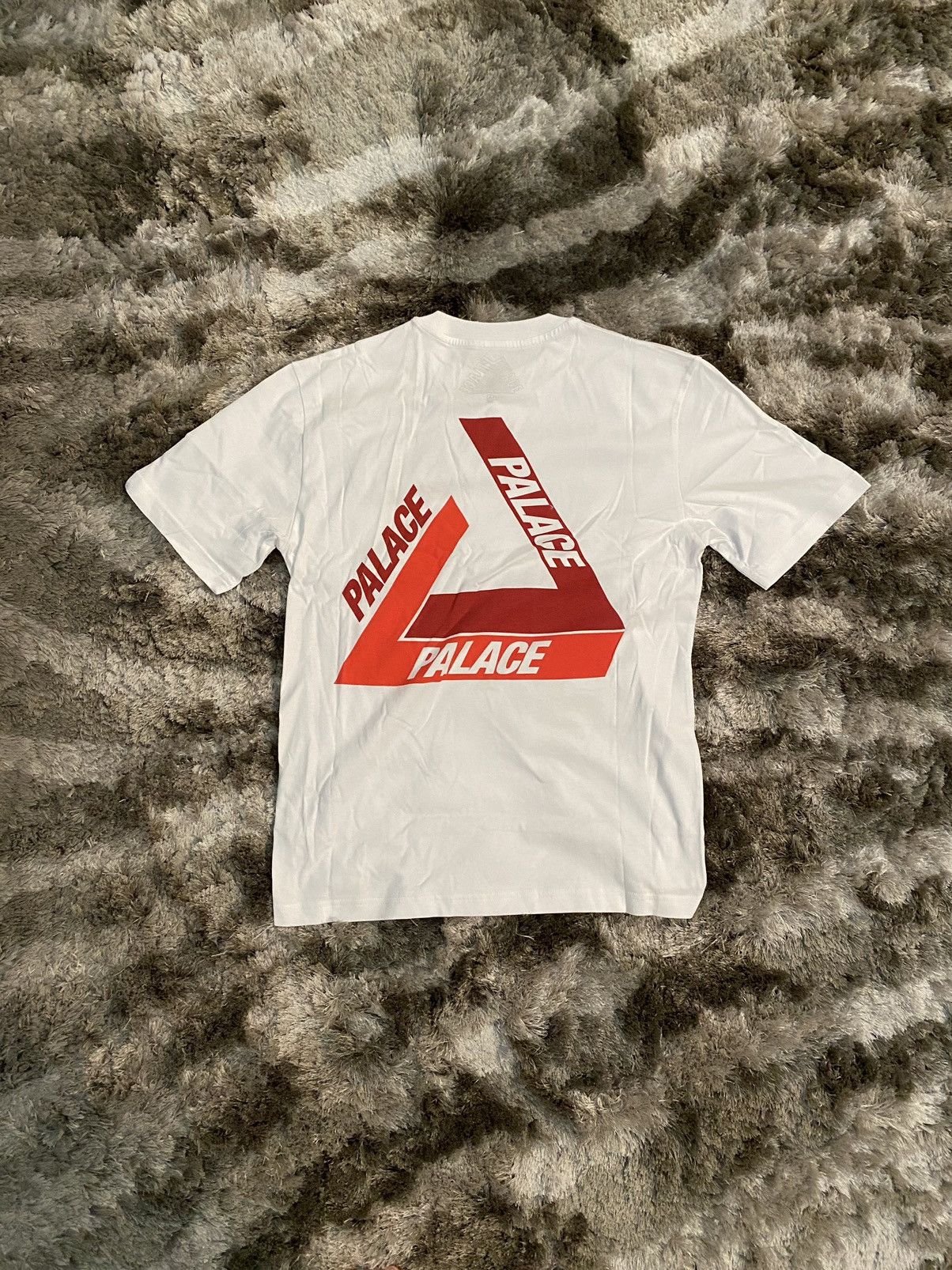 Palace tri shadow tee hotsell