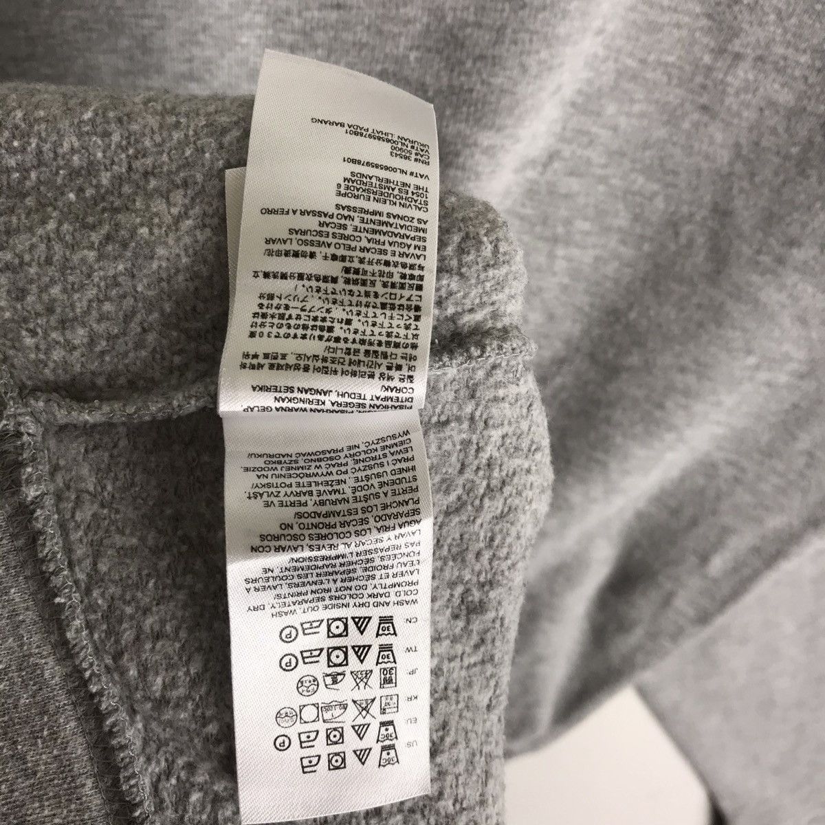 Calvin Klein Vintage Y2K Calvin Klein Jeans Sweatshirt Pullover Size US M / EU 48-50 / 2 - 6 Thumbnail