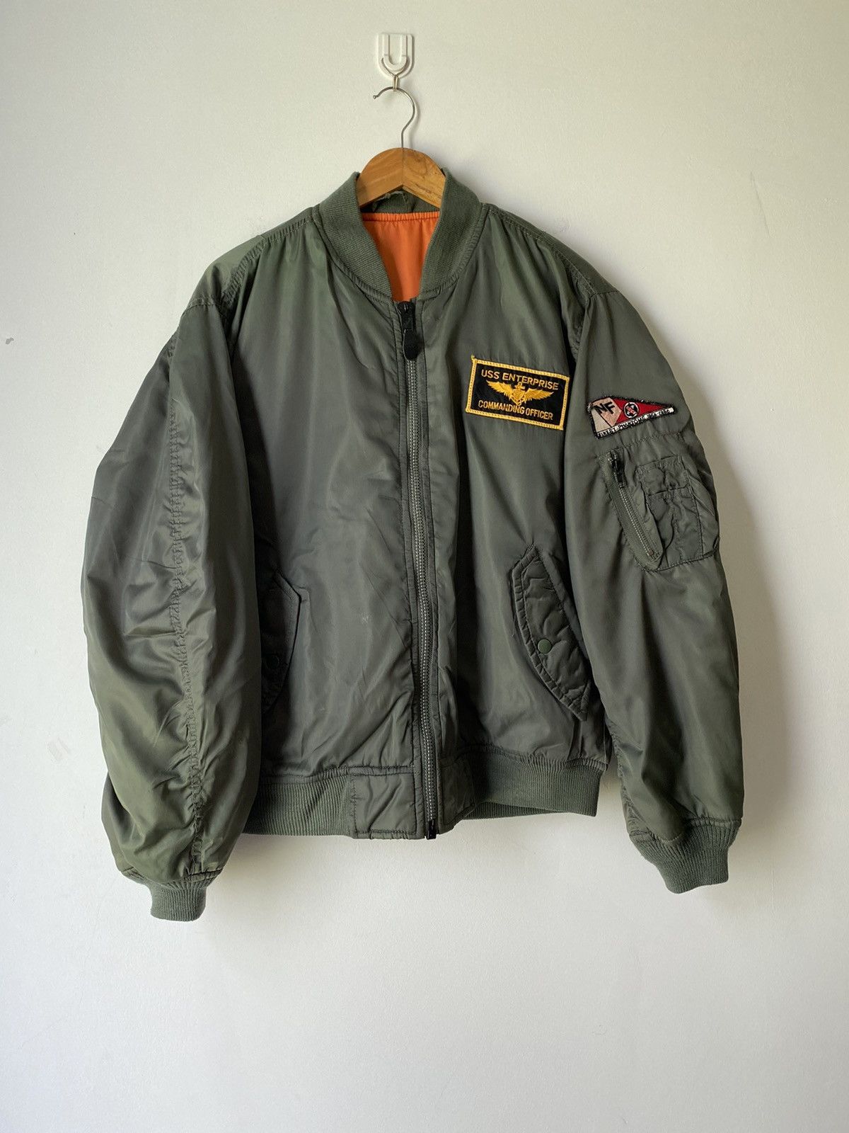Avirex Rare USS Commanding Offcer MA-1 Bomber Jacket Size US L / EU 52-54 / 3 - 4 Thumbnail