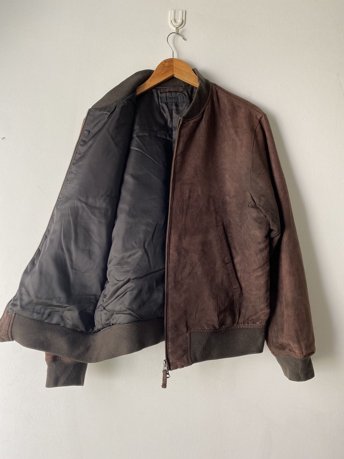 Japanese Brand × Uniqlo UNIQLO Suede Bomber Jacket Size US L / EU 52-54 / 3 - 4 Thumbnail