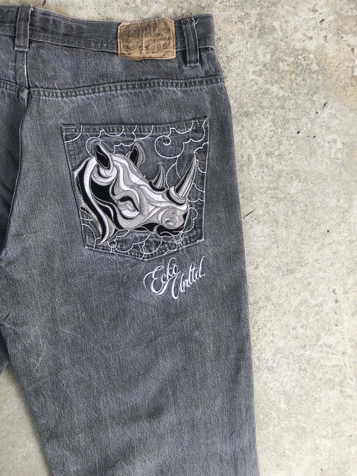 Ecko Unltd. Ecko Baggy Jeans hip hop Embroidered Jeans Skateboards Size US 37 - 11 Thumbnail
