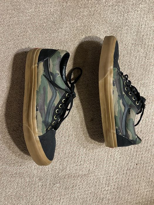 Vans camo 2024 gum sole