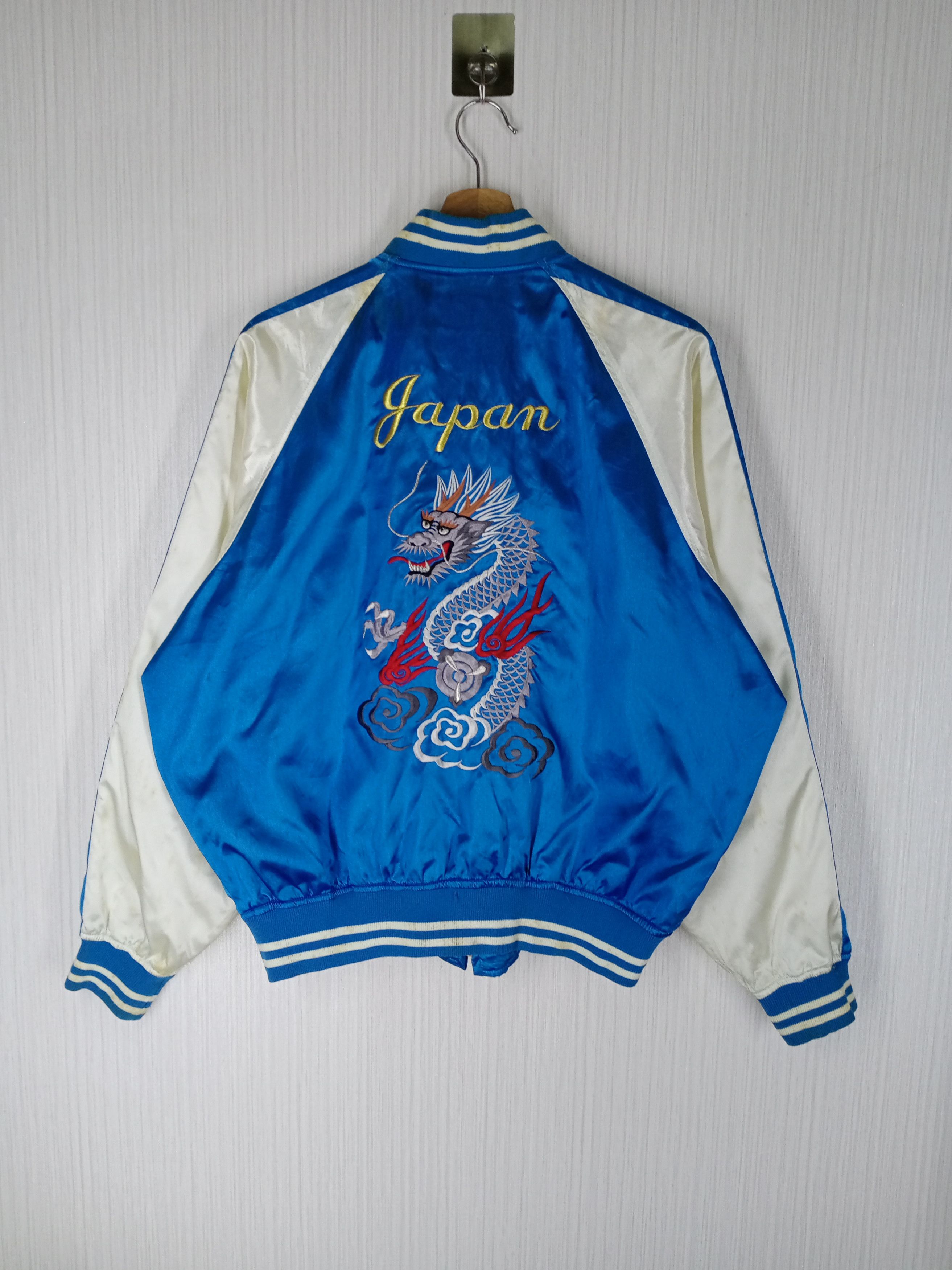 Japanese Brand Vintage Sukajan Dragon Embroidered Big Logo Jacket Size US L / EU 52-54 / 3 - 2 Thumbnail
