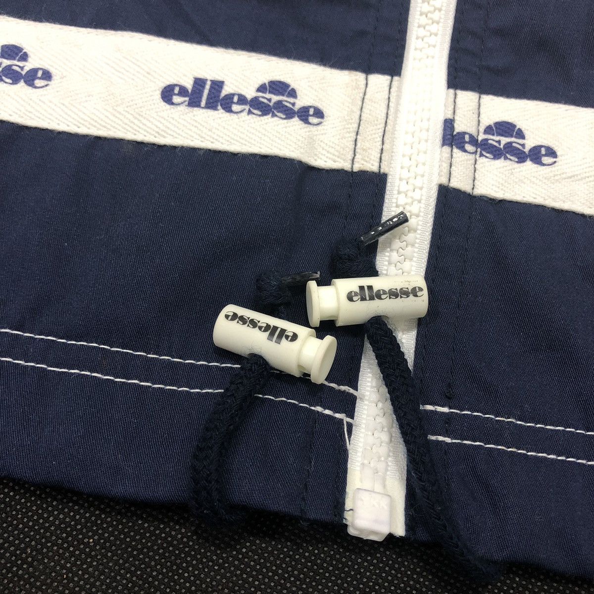 Ellesse Vintage Ellesse Italian Embroidery Big logo Size US M / EU 48-50 / 2 - 13 Thumbnail
