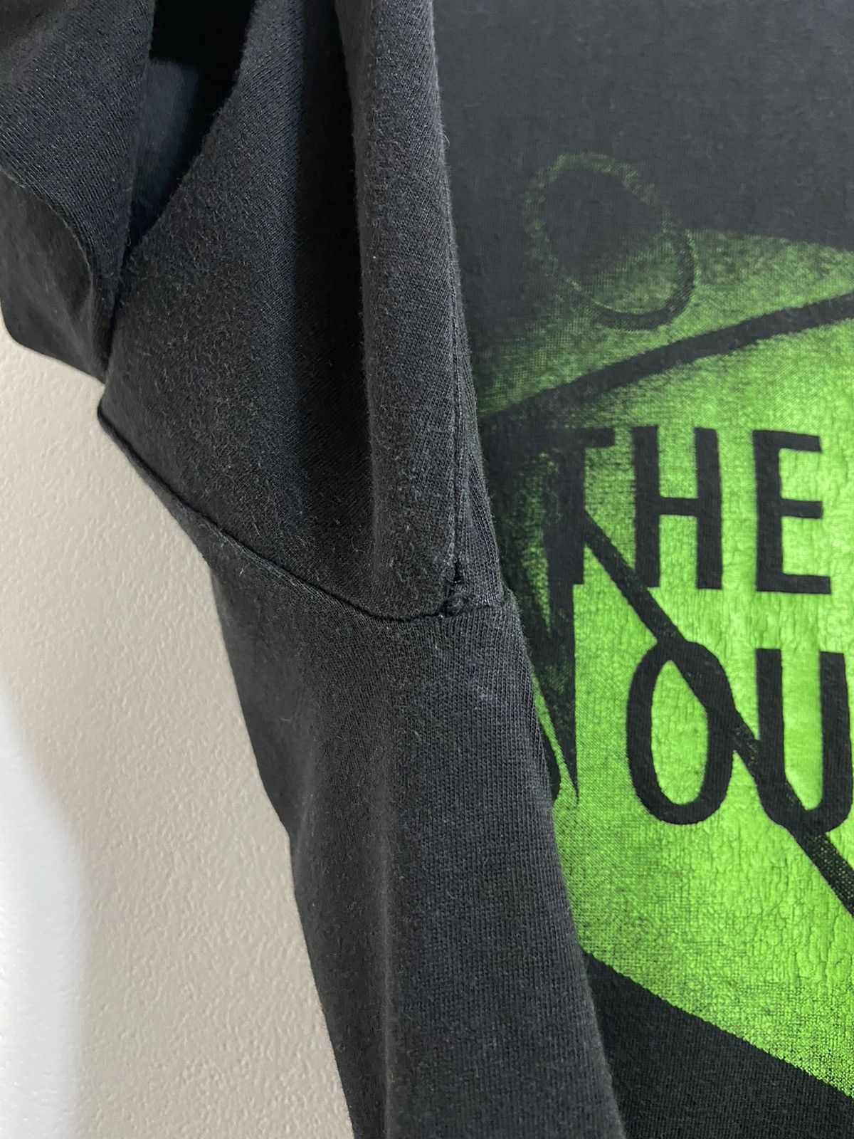 Vintage Vintage 1994 The X Files The Truth is out there Black Shirt Size US L / EU 52-54 / 3 - 17 Thumbnail