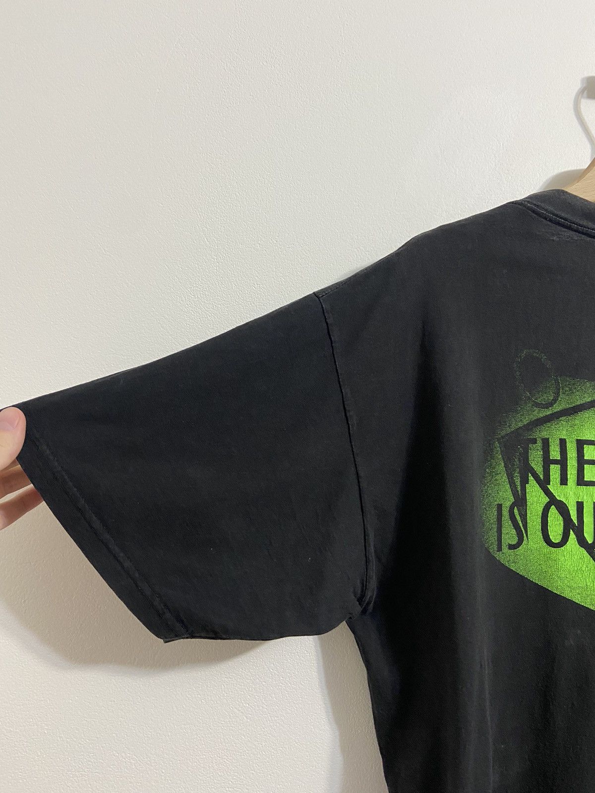 Vintage Vintage 1994 The X Files The Truth is out there Black Shirt Size US L / EU 52-54 / 3 - 15 Thumbnail