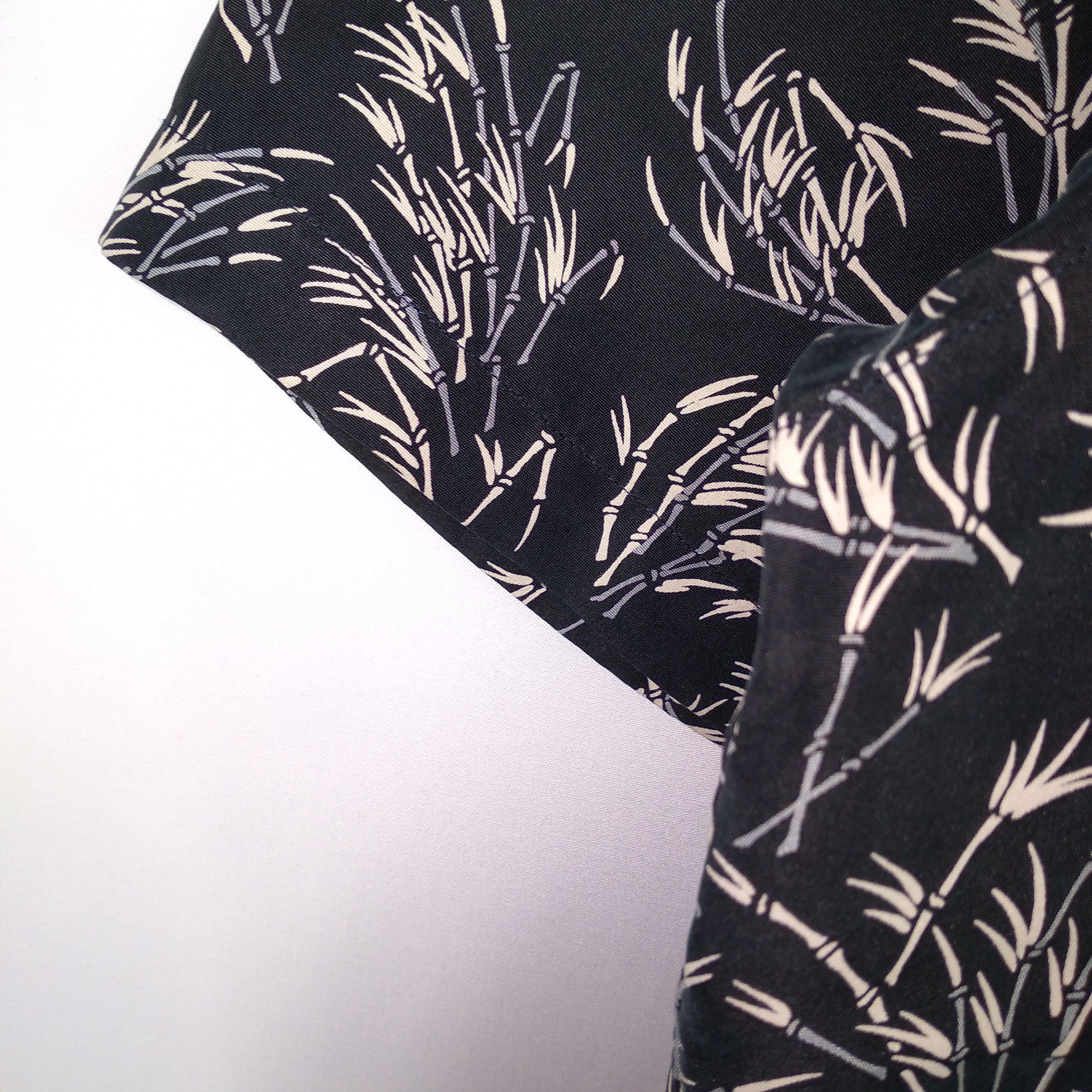 Arts & Science × Cutter & Buck × Vintage Vintage Fullprint Cutter And Buck Art Flower Button Shirt Size US L / EU 52-54 / 3 - 6 Thumbnail