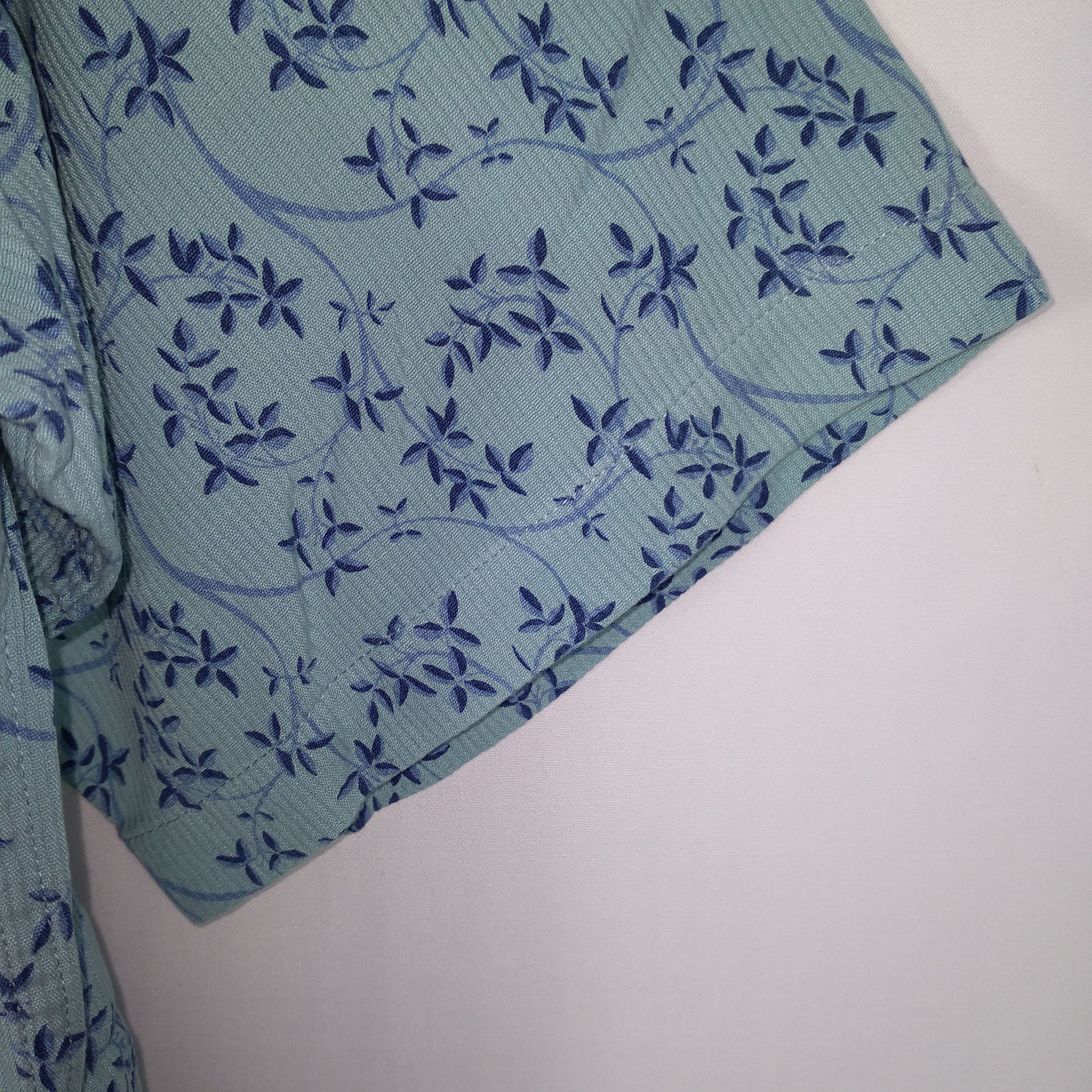 Neiman Marcus × Vintage Vintage Neiman Marcus Art Flower Button Up Shirt Size US M / EU 48-50 / 2 - 7 Thumbnail