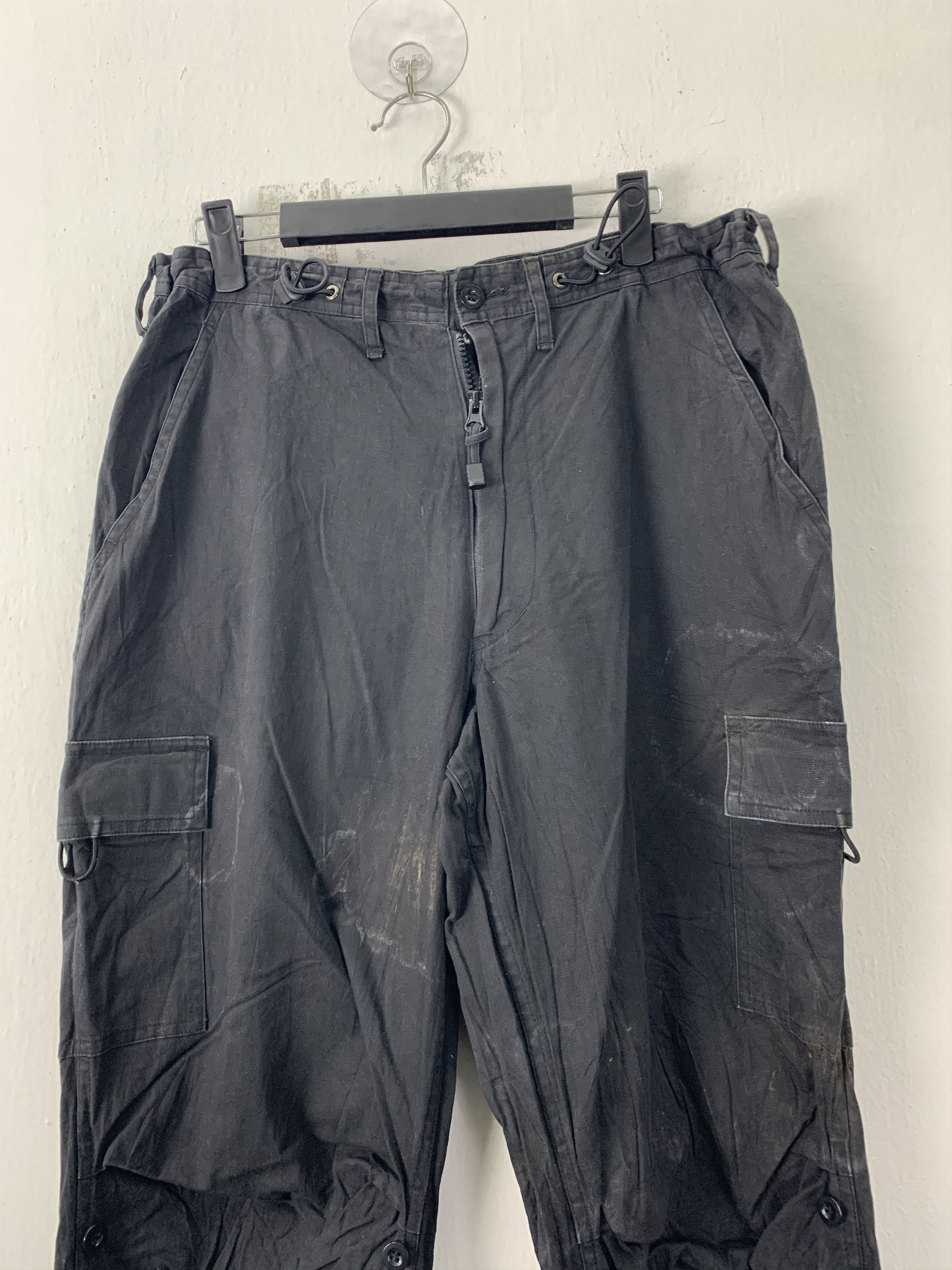 Japanese Brand Cargo Pants Japanese Branded Multipocket Style Size US 30 / EU 46 - 2 Thumbnail