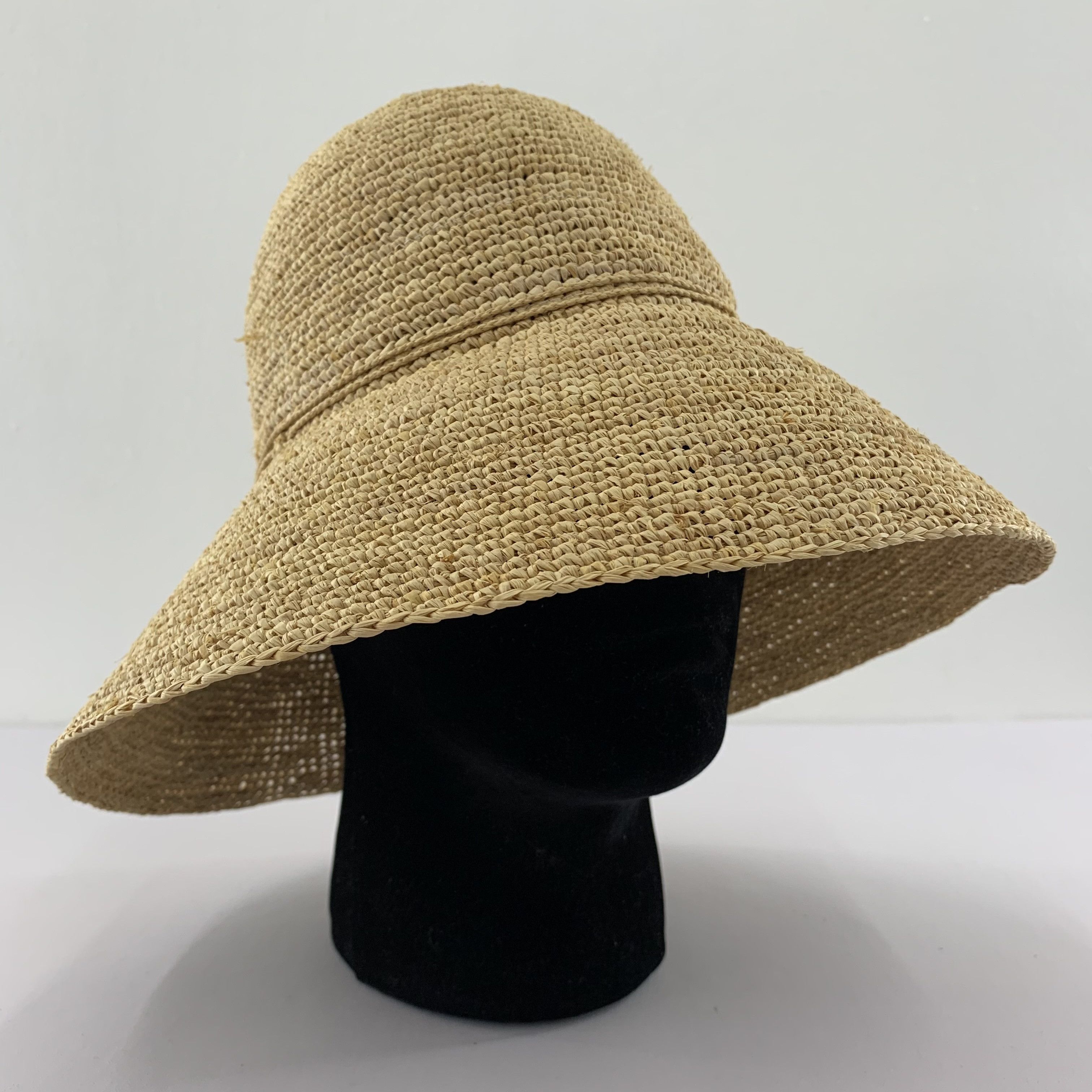 Other Sans Arcidet Bucket Hats Handmade in Madagascar - SS2054 Size ONE SIZE - 1 Thumbnail