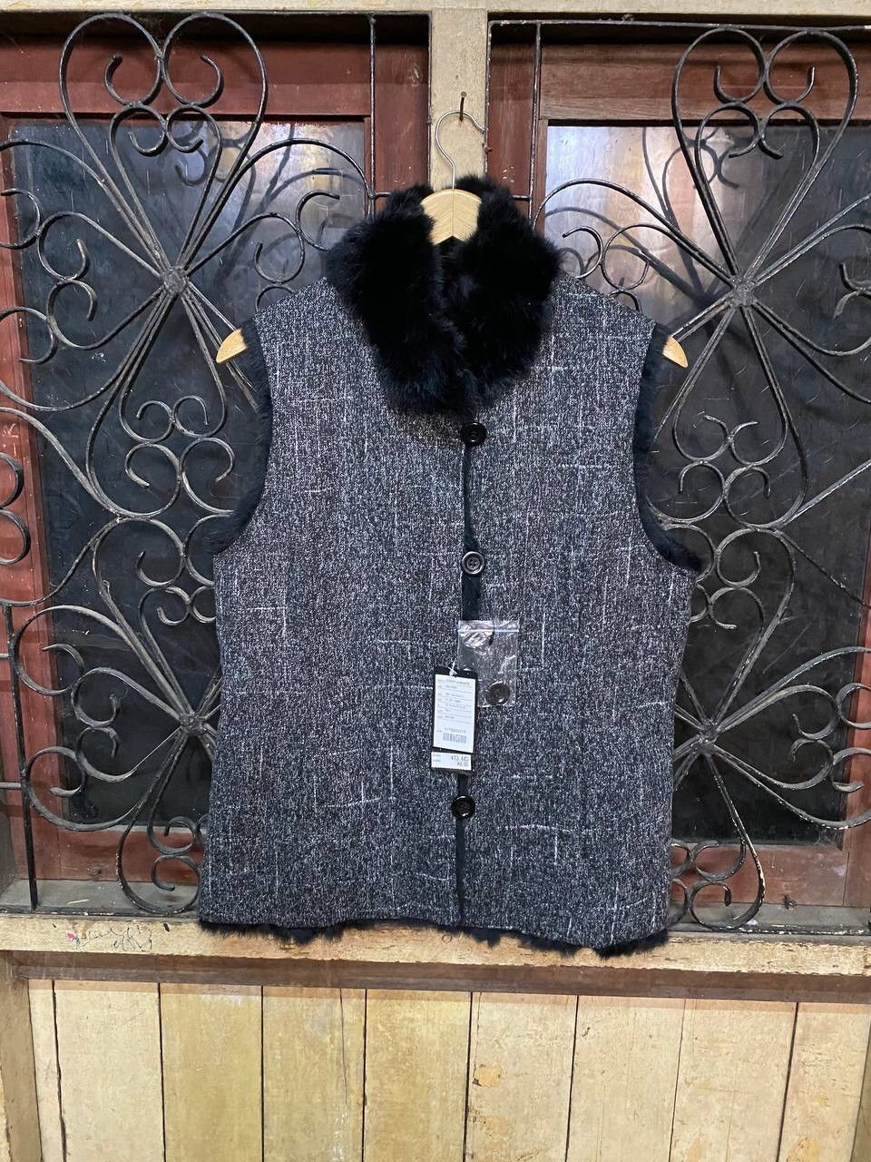 Japanese Brand Real Rabbit Fur Vest Jacket Size US M / EU 48-50 / 2 - 1 Thumbnail