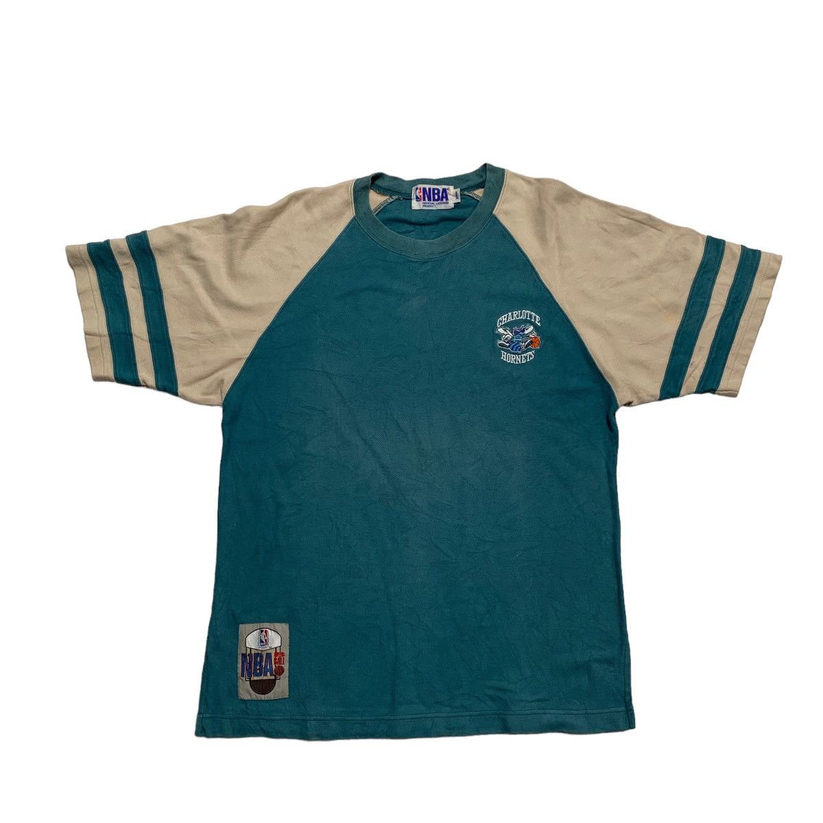 image of Vintage Nba Charlotte Hornets Tshirt in Blue, Men's (Size Medium)
