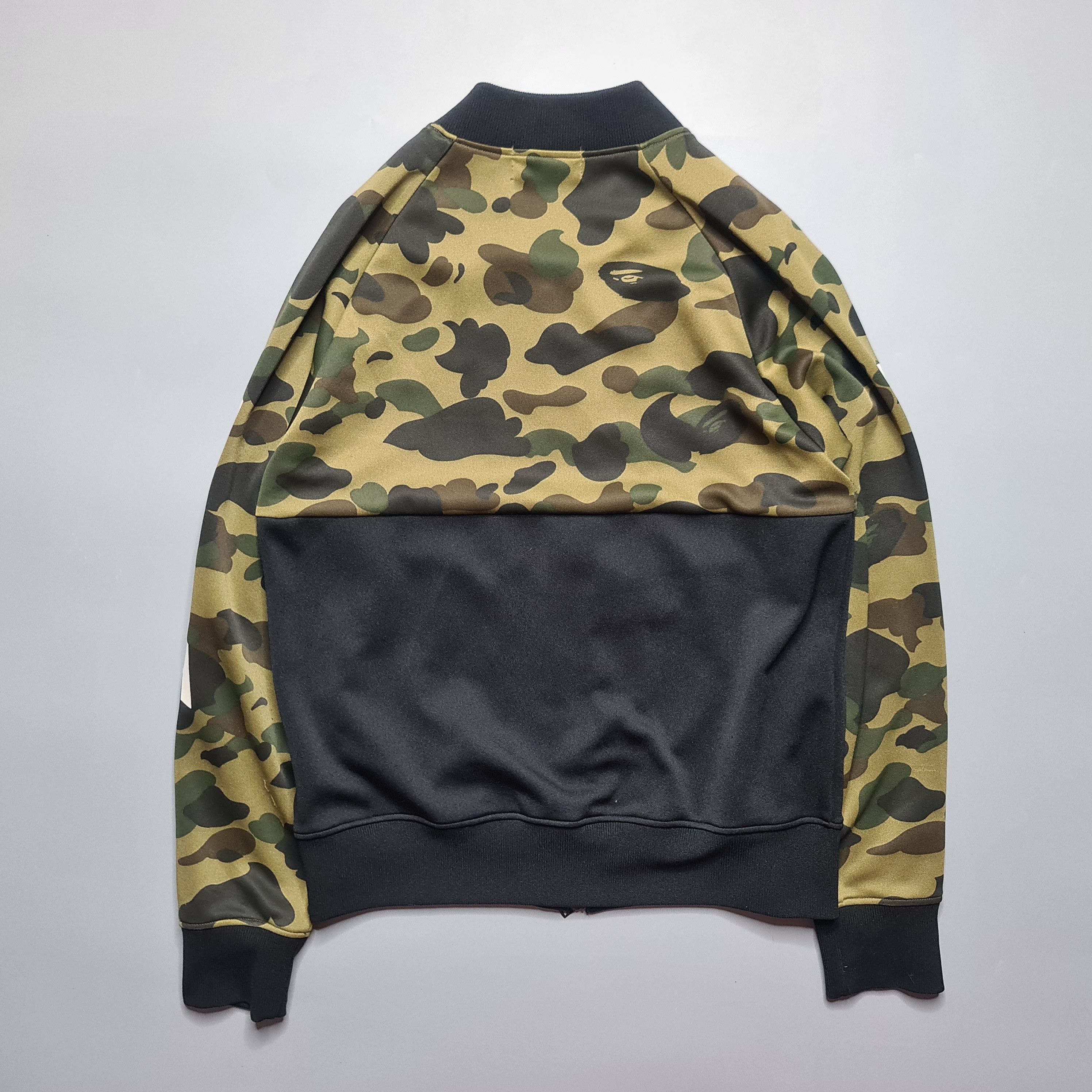 Bape Bape - 1st Camo Green Track Jacket Size US S / EU 44-46 / 1 - 3 Thumbnail
