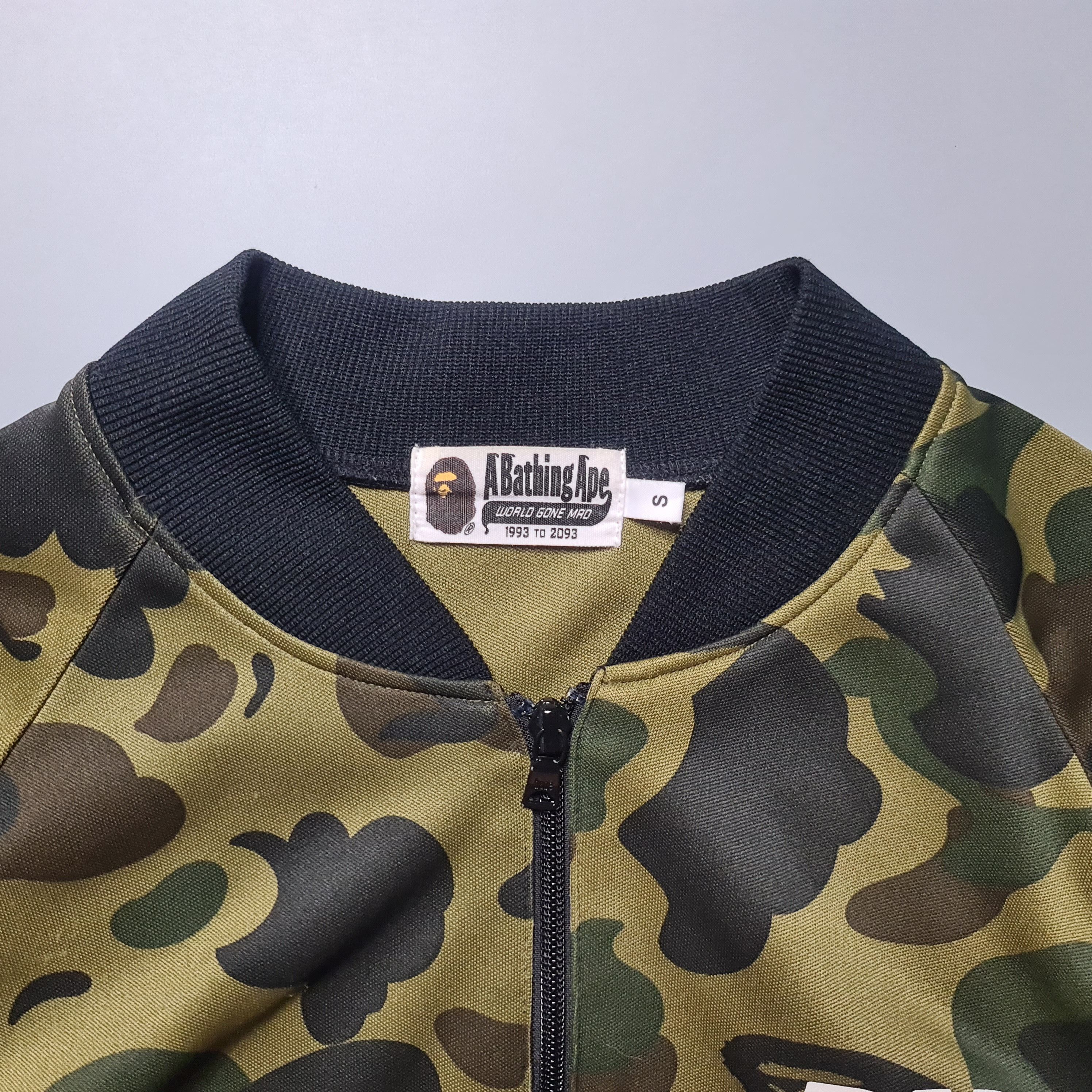 Bape Bape - 1st Camo Green Track Jacket Size US S / EU 44-46 / 1 - 6 Thumbnail