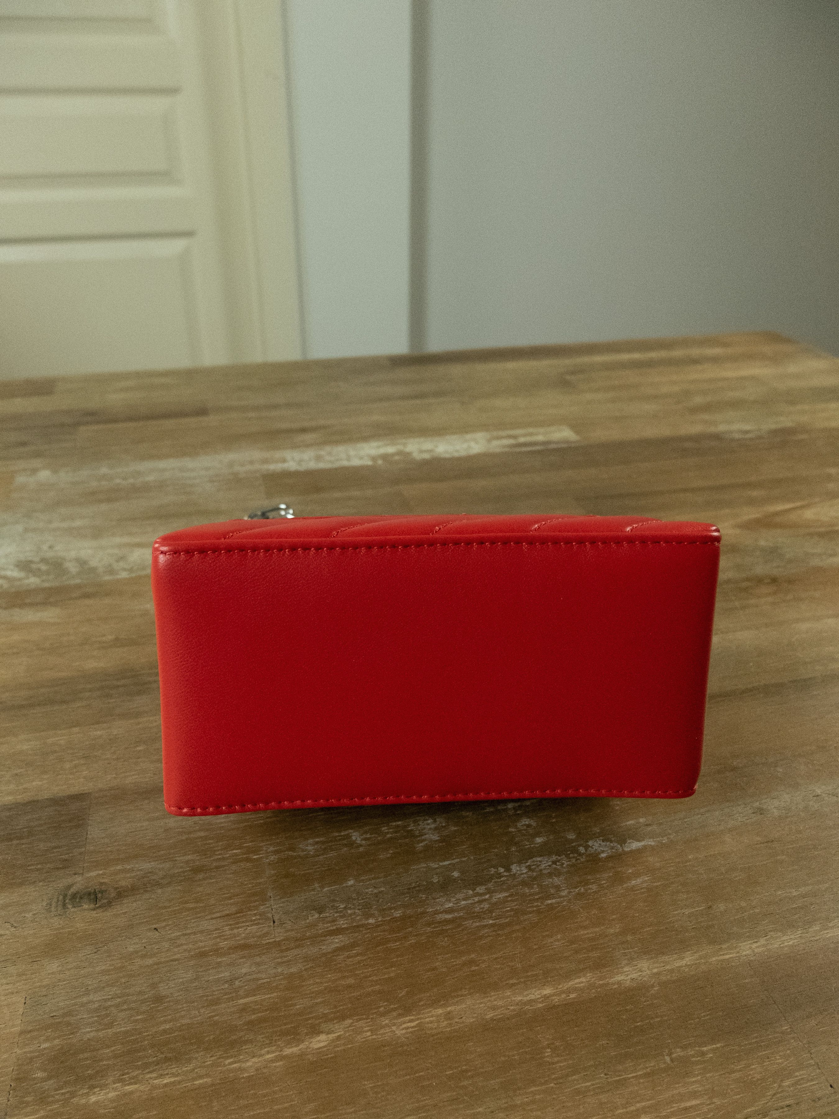Off-White OFF-WHITE Jackhammer 19 red quilted chain shoulder bag NWT Size ONE SIZE - 10 Thumbnail