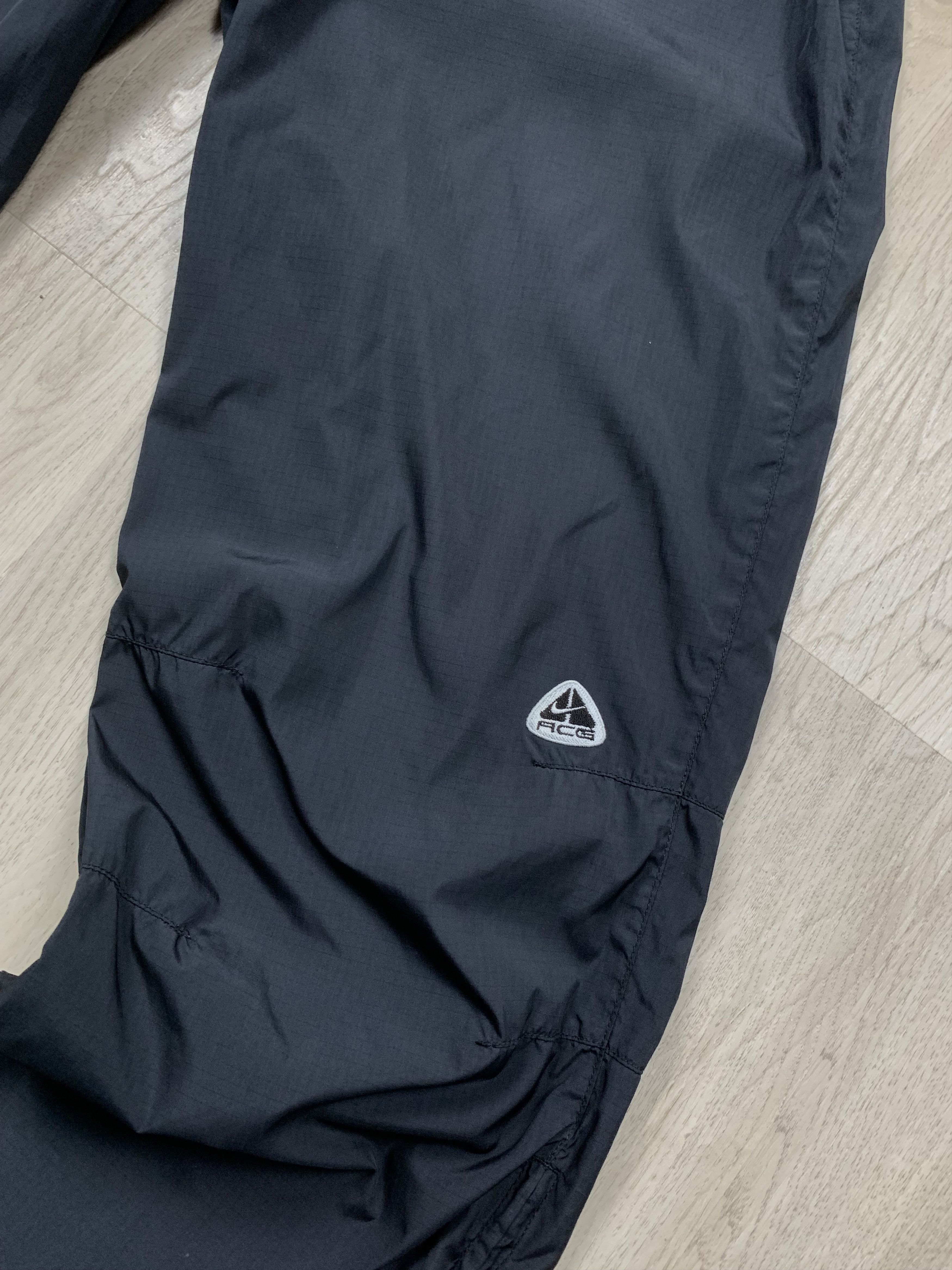 Nike ACG Nike ACG Vintage Mens Nylon Pants Drill style Gorpcore Size US 32 / EU 48 - 3 Thumbnail
