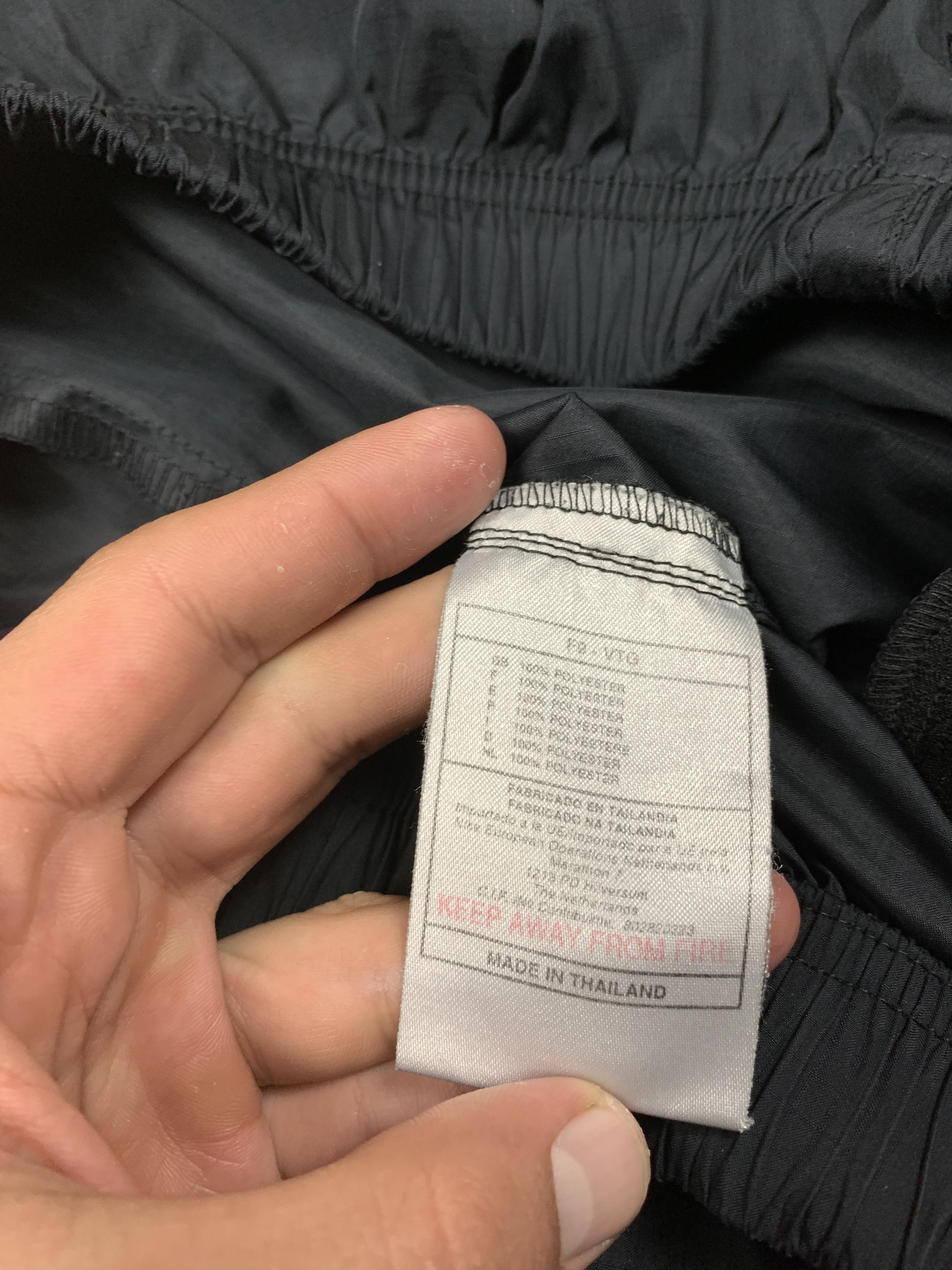 Nike ACG Nike ACG Vintage Mens Nylon Pants Drill style Gorpcore Size US 32 / EU 48 - 10 Thumbnail