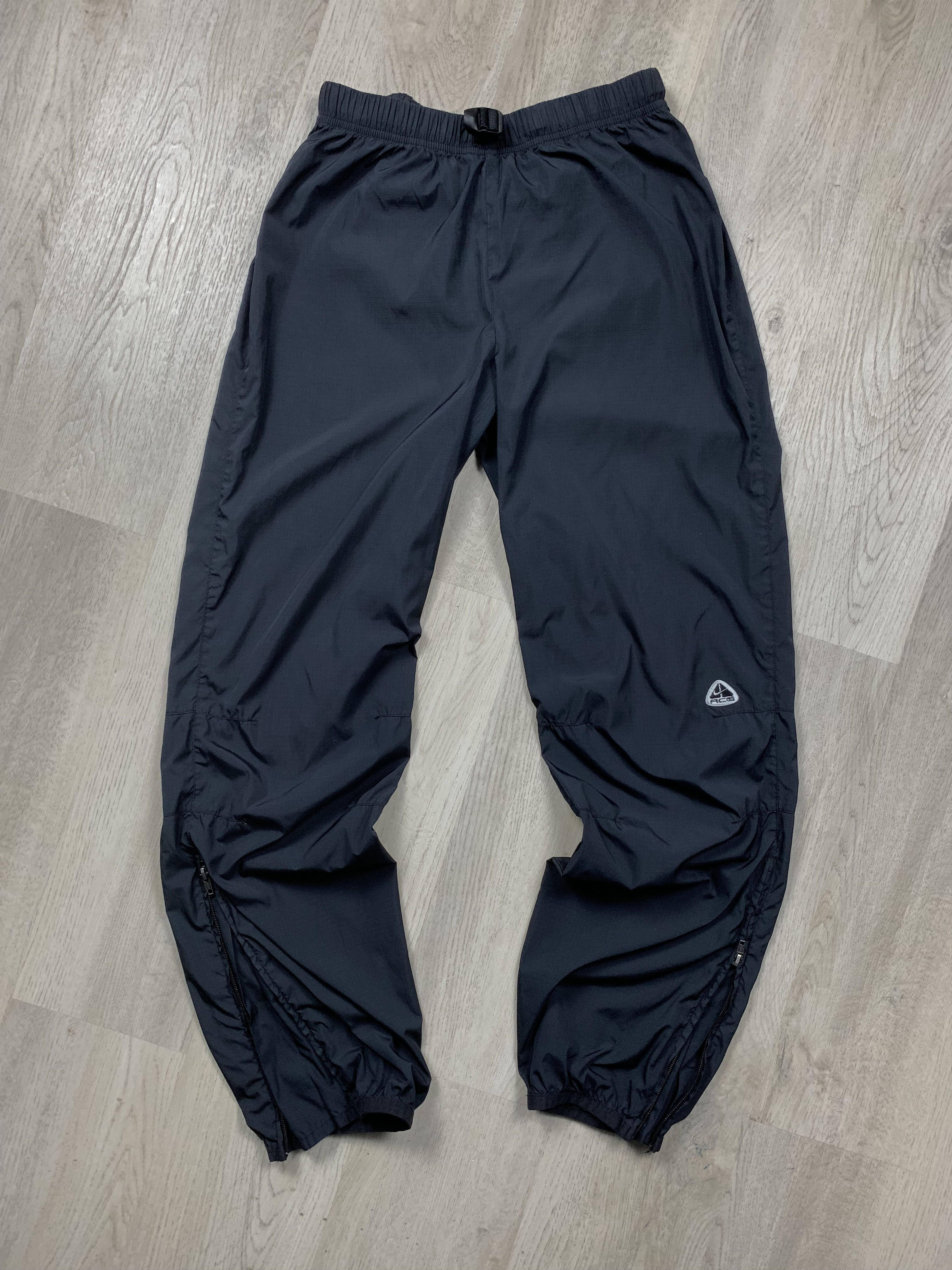 パンツ archive 00s nike acg gimmick nylon pants Nike × Nike ACG 00's NIKE ACG GIMMICK NYLON PANTS | Grailed