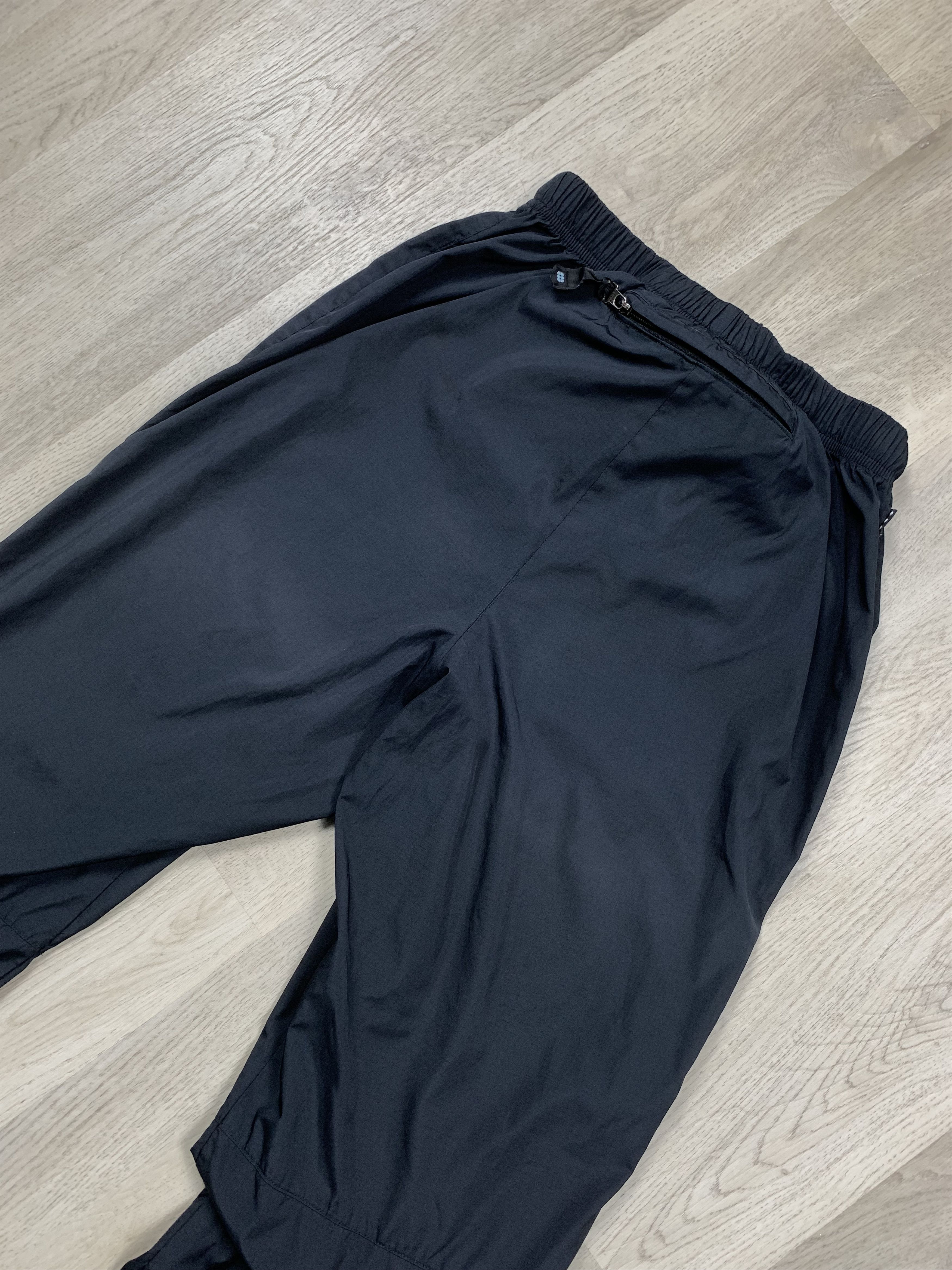 Nike ACG Nike ACG Vintage Mens Nylon Pants Drill style Gorpcore Size US 32 / EU 48 - 8 Thumbnail