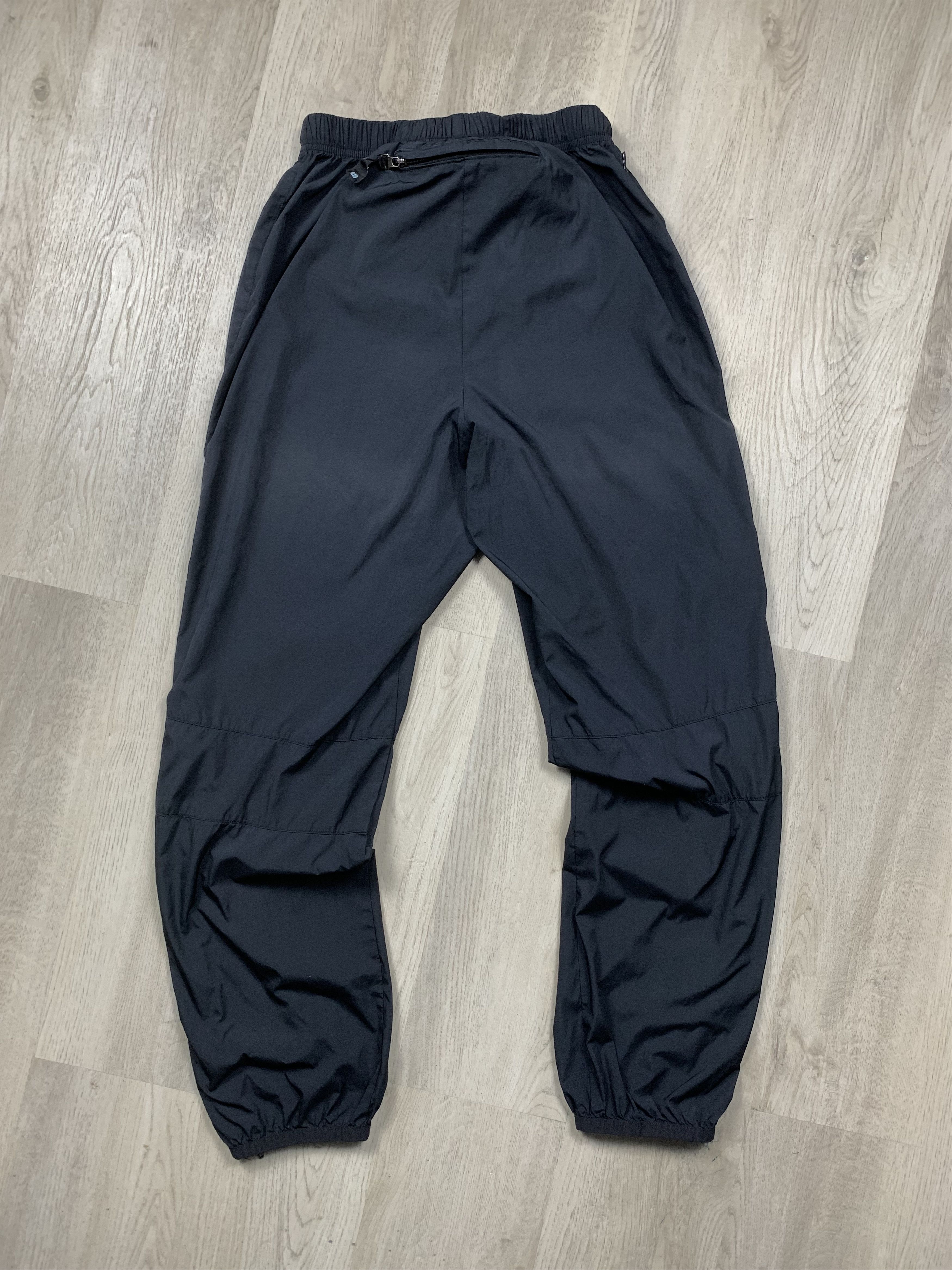 Nike ACG Nike ACG Vintage Mens Nylon Pants Drill style Gorpcore Size US 32 / EU 48 - 7 Thumbnail