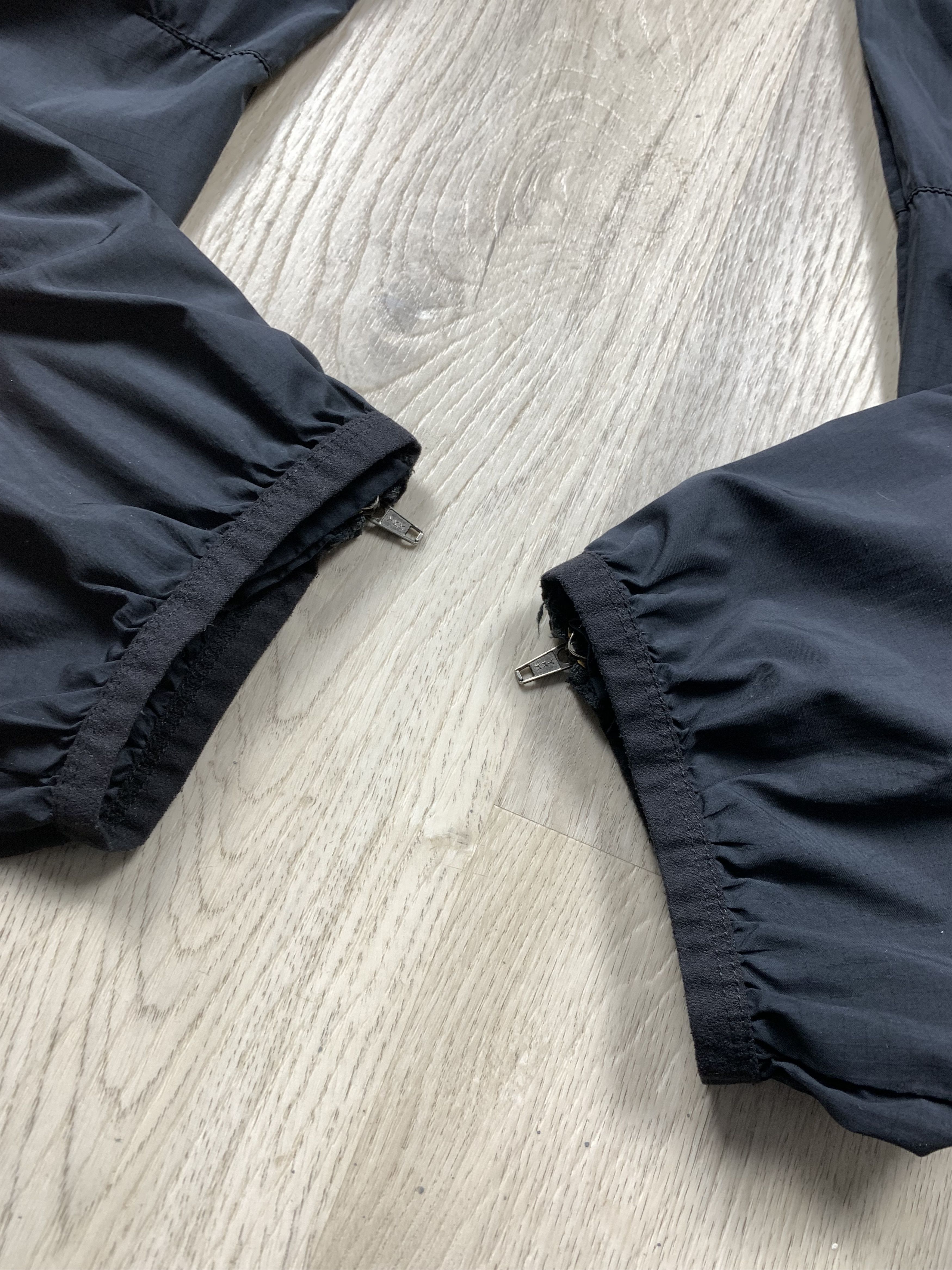 Nike ACG Nike ACG Vintage Mens Nylon Pants Drill style Gorpcore Size US 32 / EU 48 - 6 Thumbnail