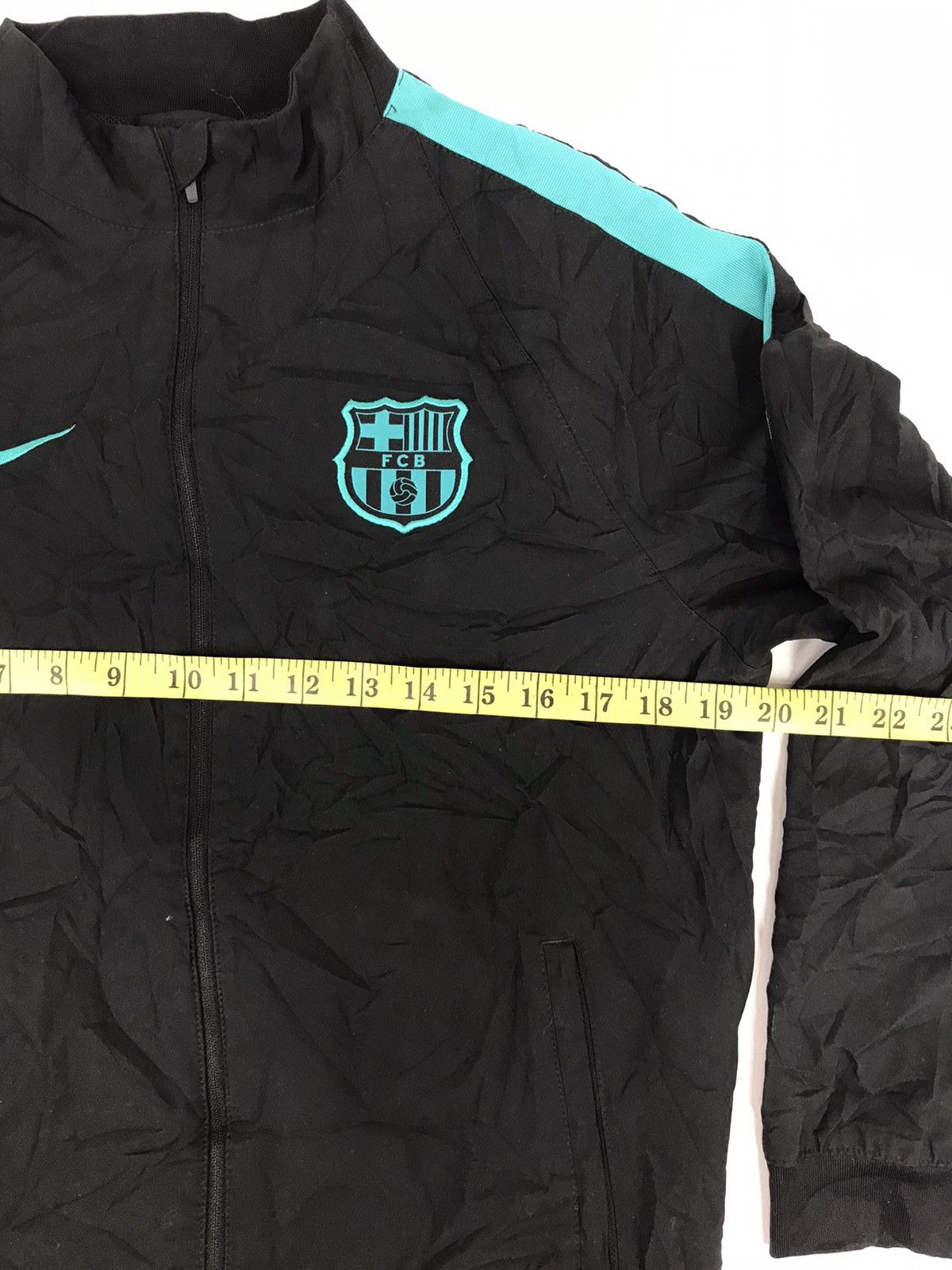 Nike Vintage Nike Dri-Fit Barcelona Spain Football Team Hoodies Size US S / EU 44-46 / 1 - 6 Thumbnail
