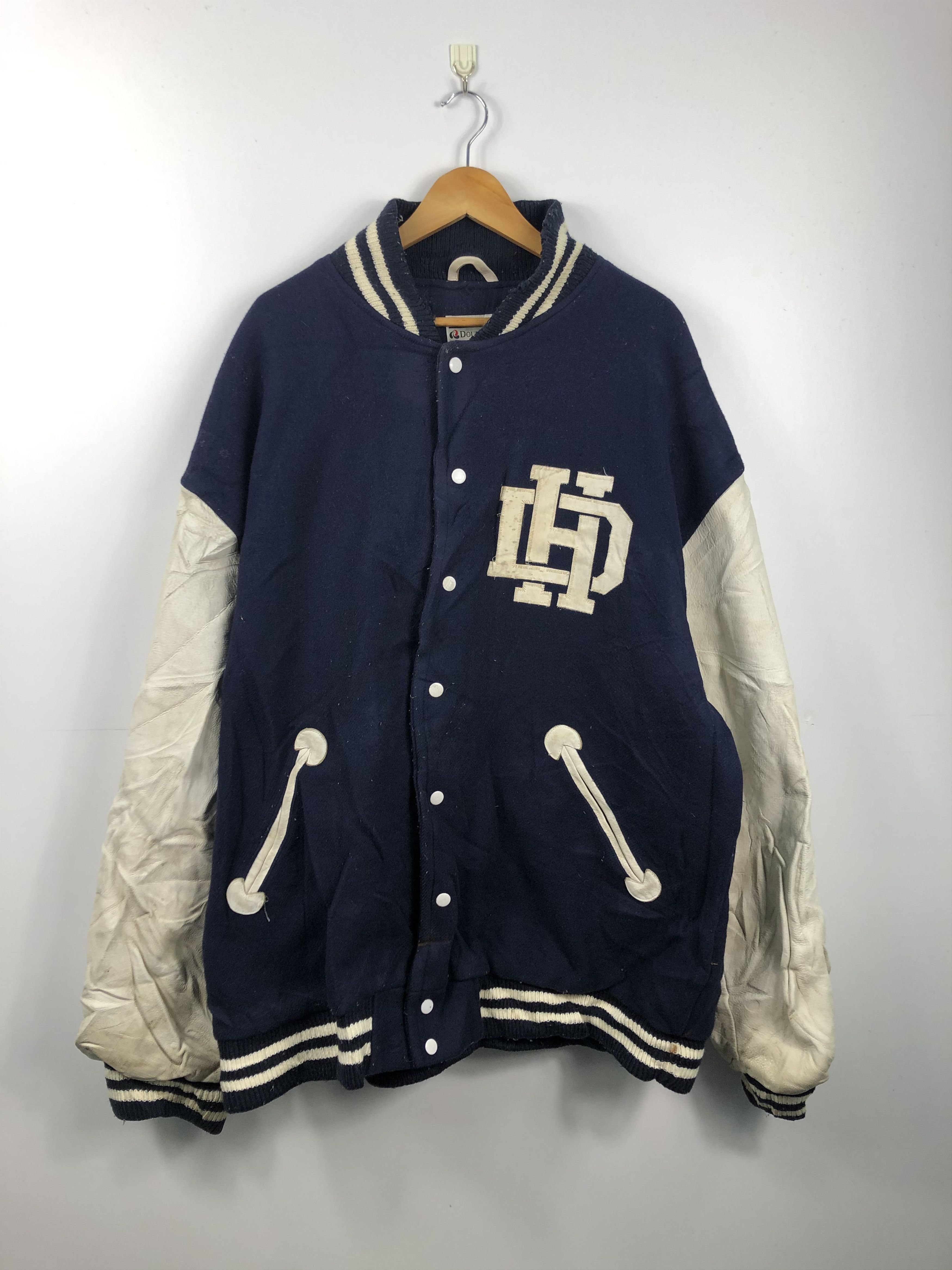 Vintage Vintage Double Hard Genuine Leather Varsity Jacket V0016 Size US XXL / EU 58 / 5 - 1 Thumbnail