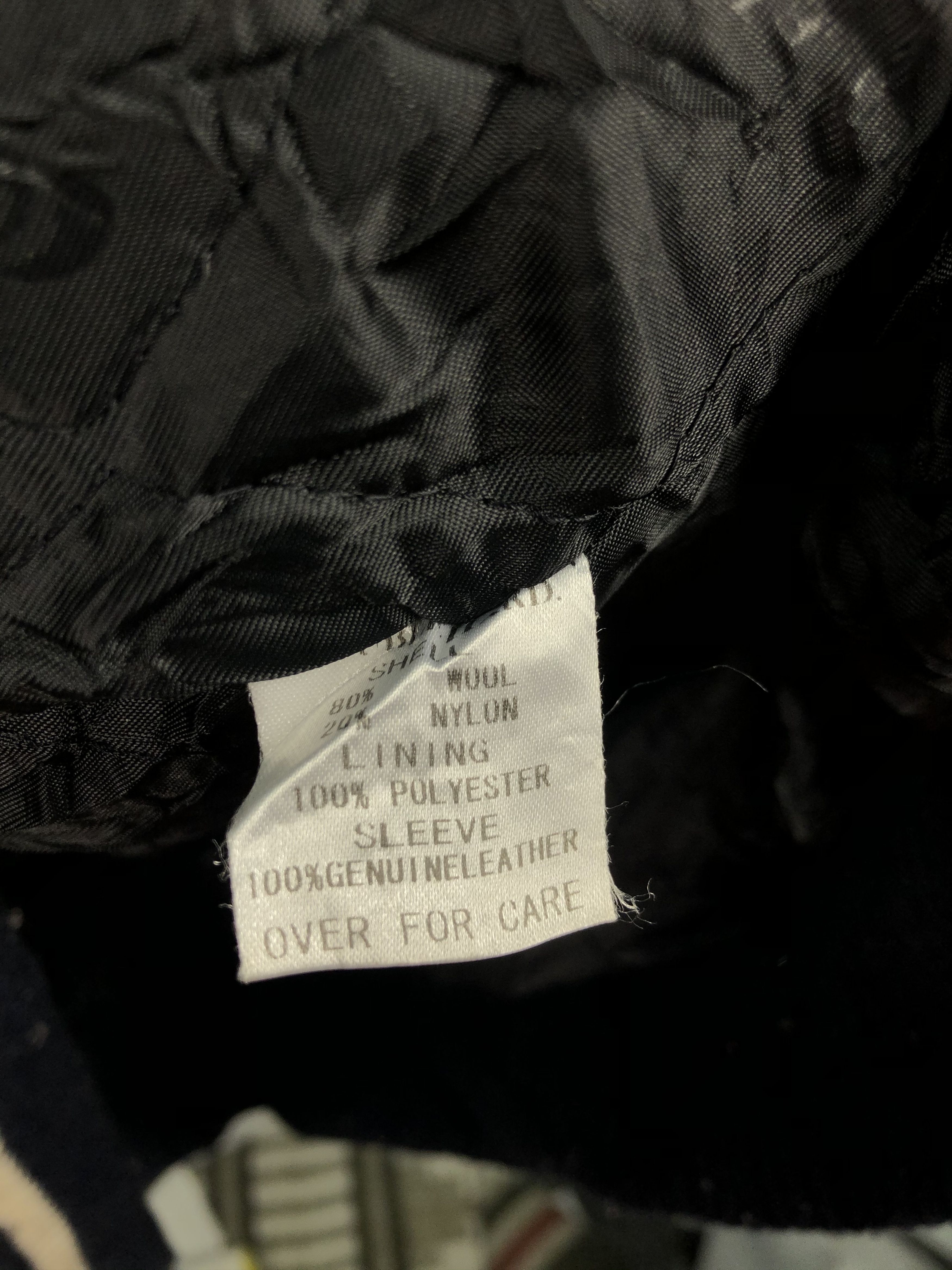 Vintage Vintage Double Hard Genuine Leather Varsity Jacket V0016 Size US XXL / EU 58 / 5 - 4 Thumbnail