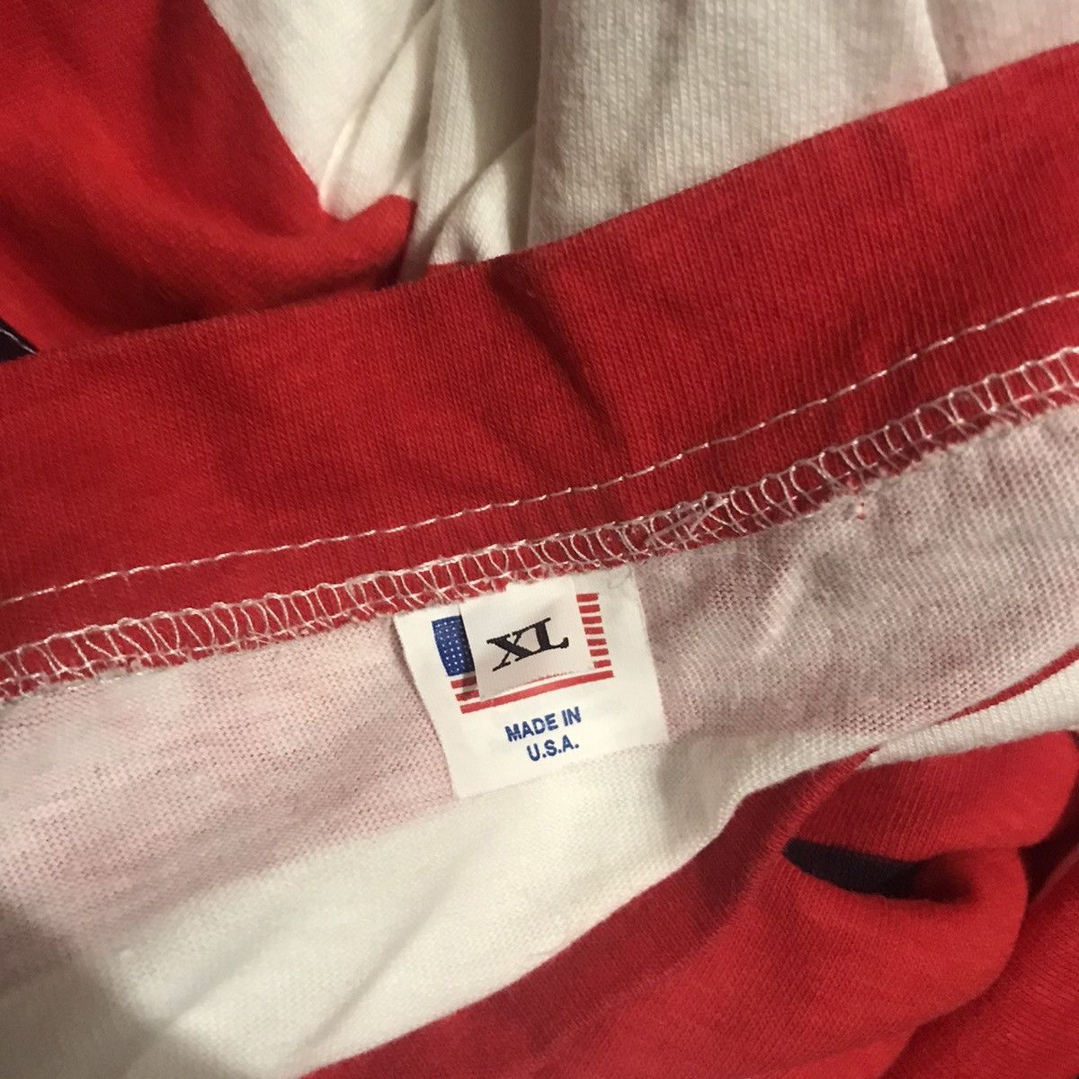 Vintage Vintage American Flag Overall Print t shirt Size US XL / EU 56 / 4 - 4 Thumbnail