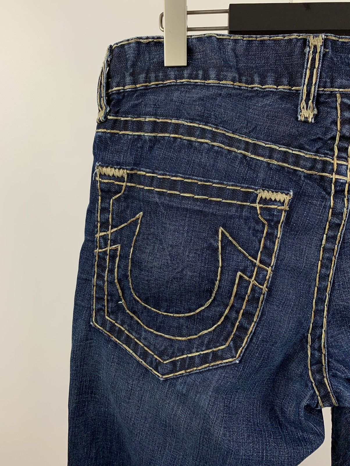 True Religion Vintage True Religion Distressed Navy Blue Denim Jeans Pants Size US 33 - 7 Thumbnail