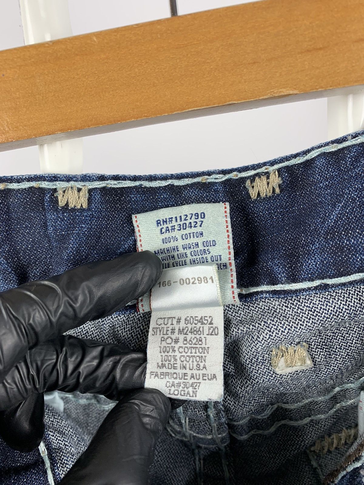 True Religion Vintage True Religion Distressed Navy Blue Denim Jeans Pants Size US 33 - 21 Thumbnail