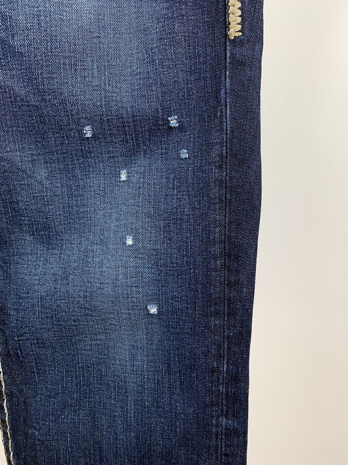 True Religion Vintage True Religion Distressed Navy Blue Denim Jeans Pants Size US 33 - 10 Thumbnail