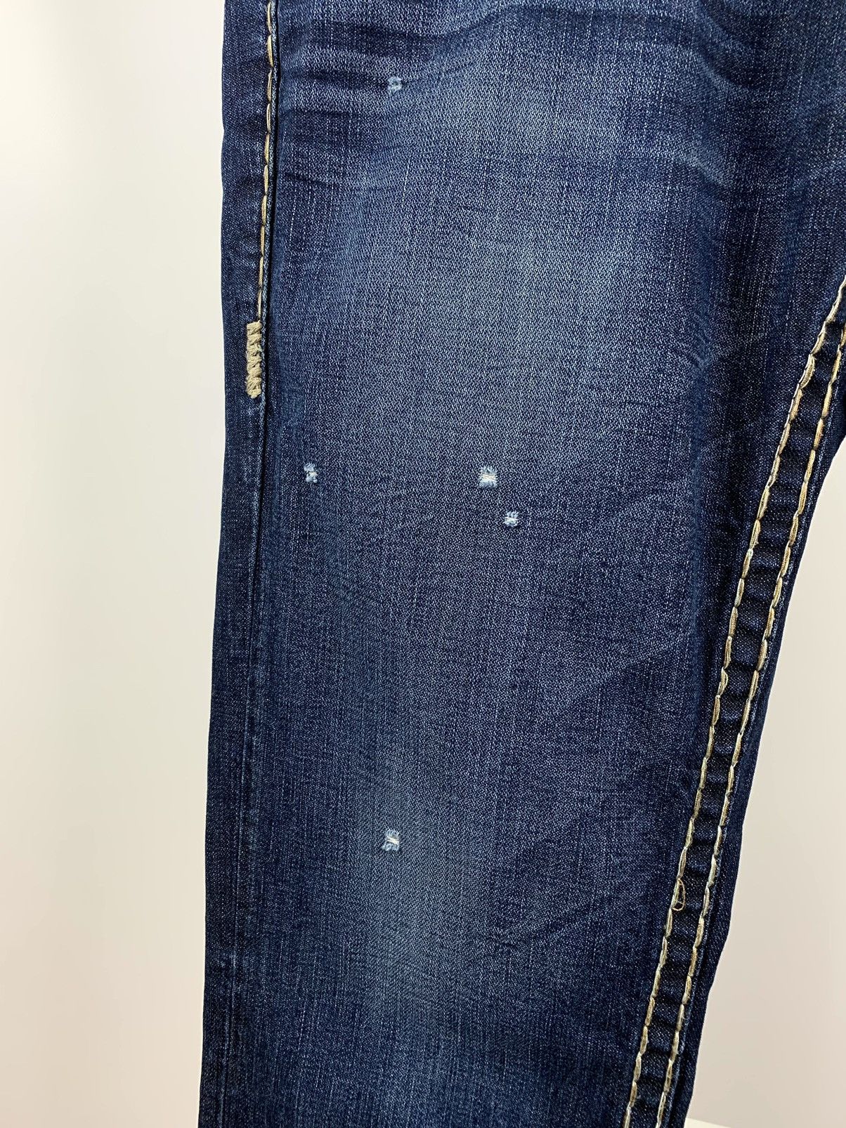 True Religion Vintage True Religion Distressed Navy Blue Denim Jeans Pants Size US 33 - 11 Thumbnail