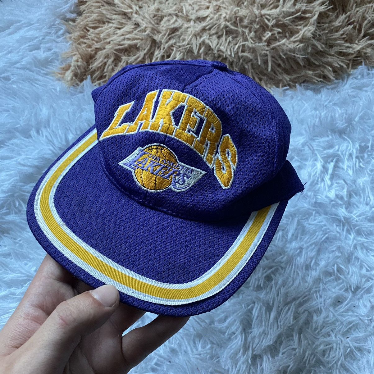 NBA Vintage Lakers Drew Person Motion Snap Back Hat Size ONE SIZE - 1 Thumbnail